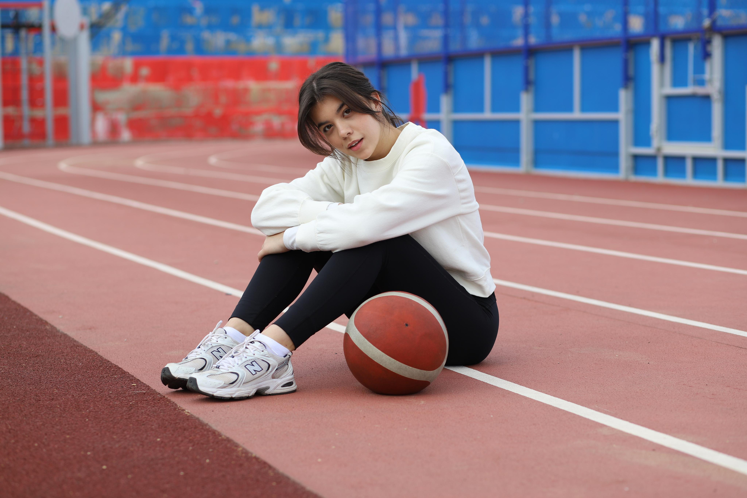 1. Выпускные альбомы, индивидуальные фотосессии в Костроме