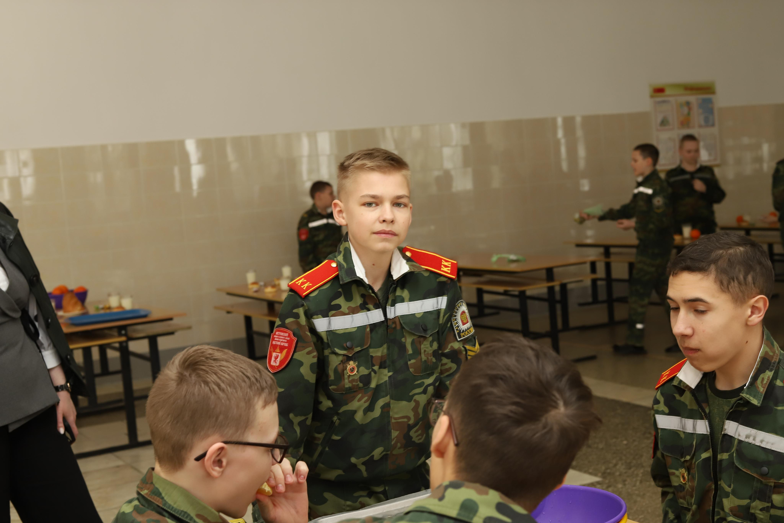 Кадеты. Выпускные альбомы, индивидуальные фотосессии в Костроме