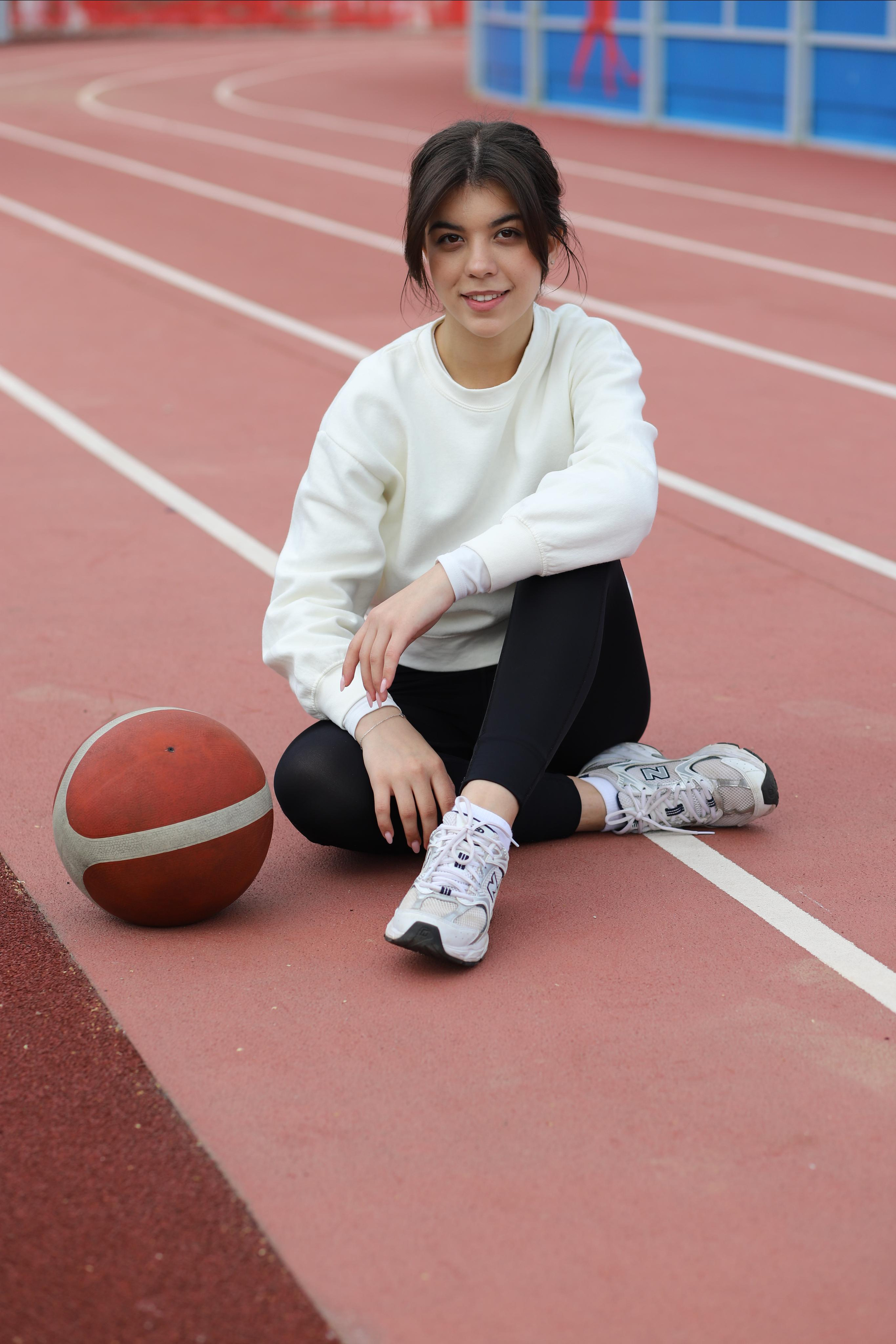 1. Выпускные альбомы, индивидуальные фотосессии в Костроме