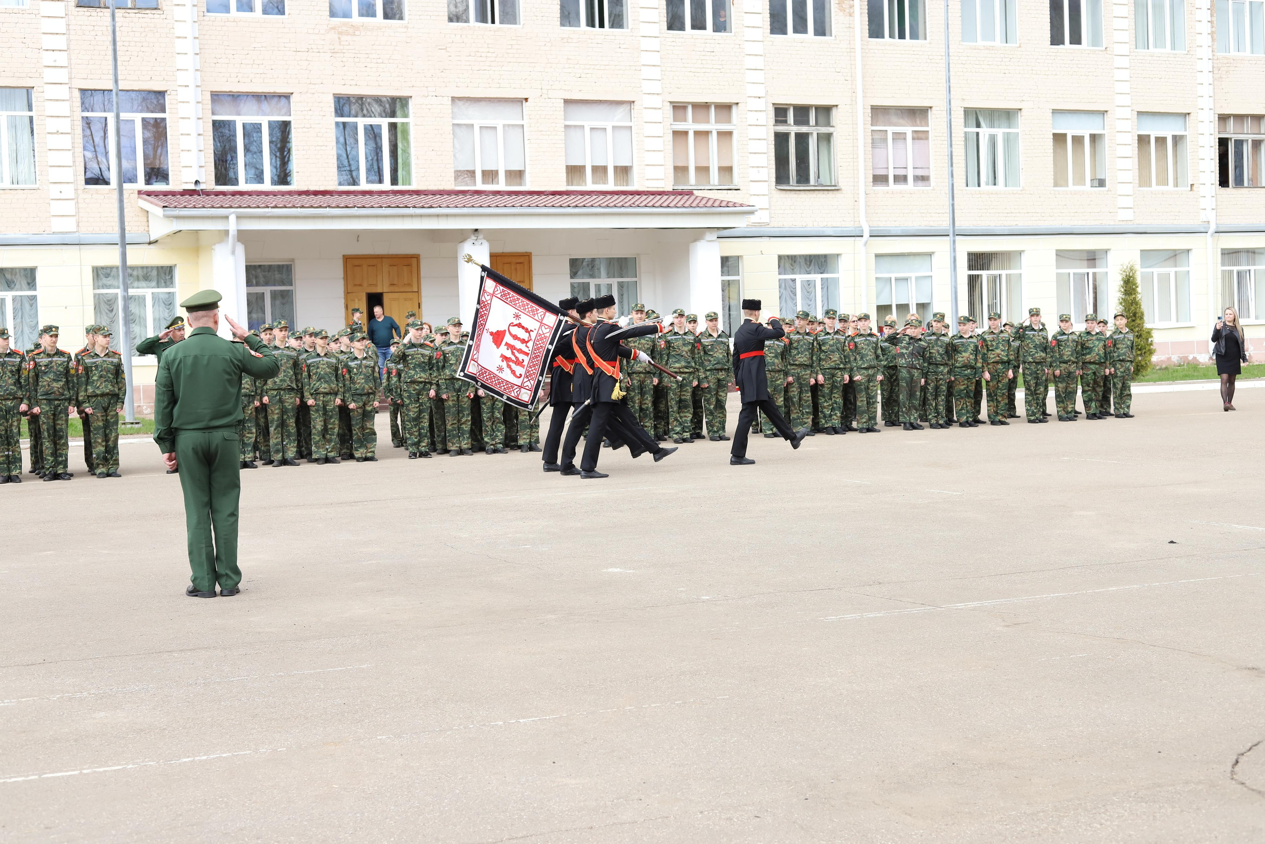 Кадеты. Выпускные альбомы, индивидуальные фотосессии в Костроме