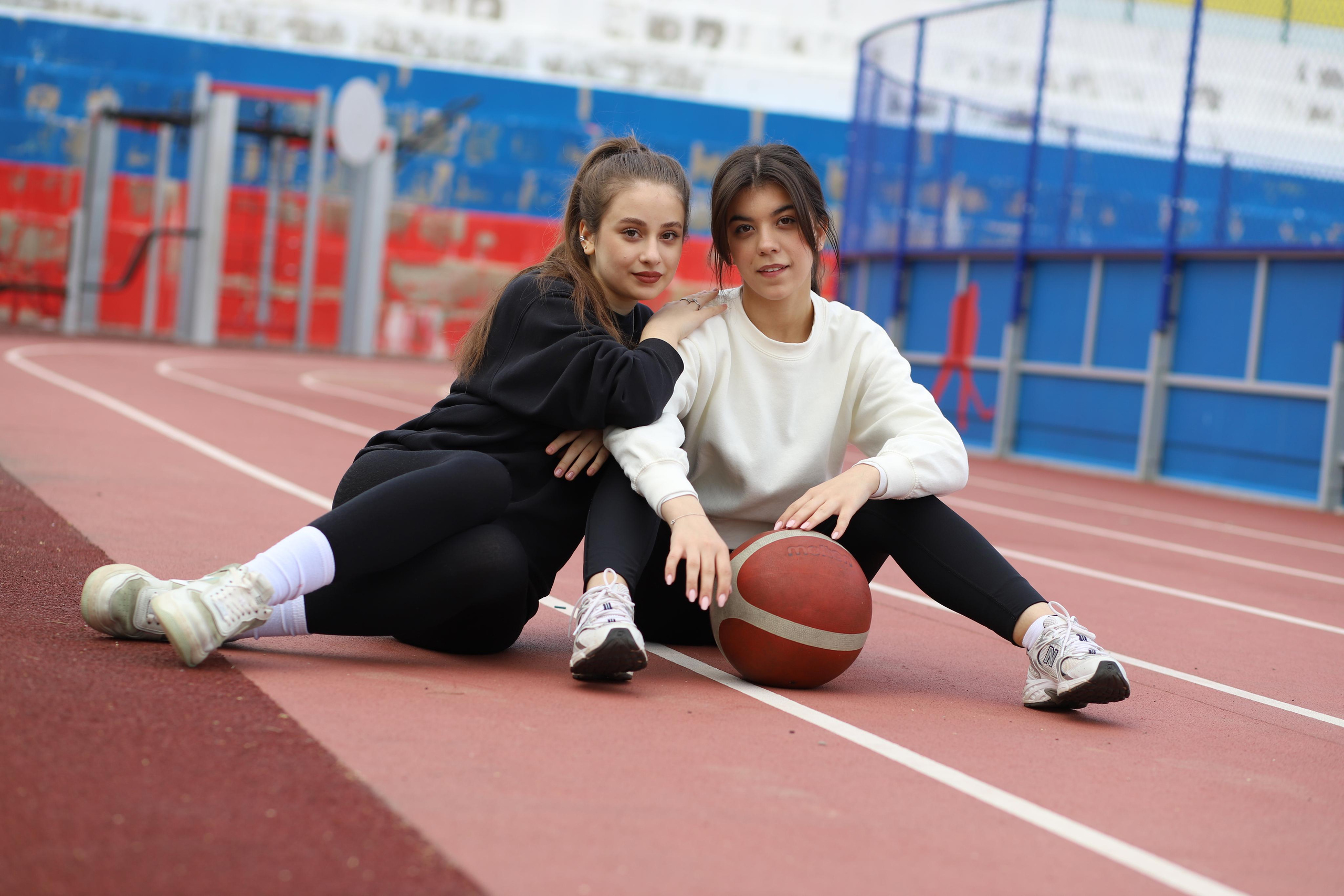 1. Выпускные альбомы, индивидуальные фотосессии в Костроме