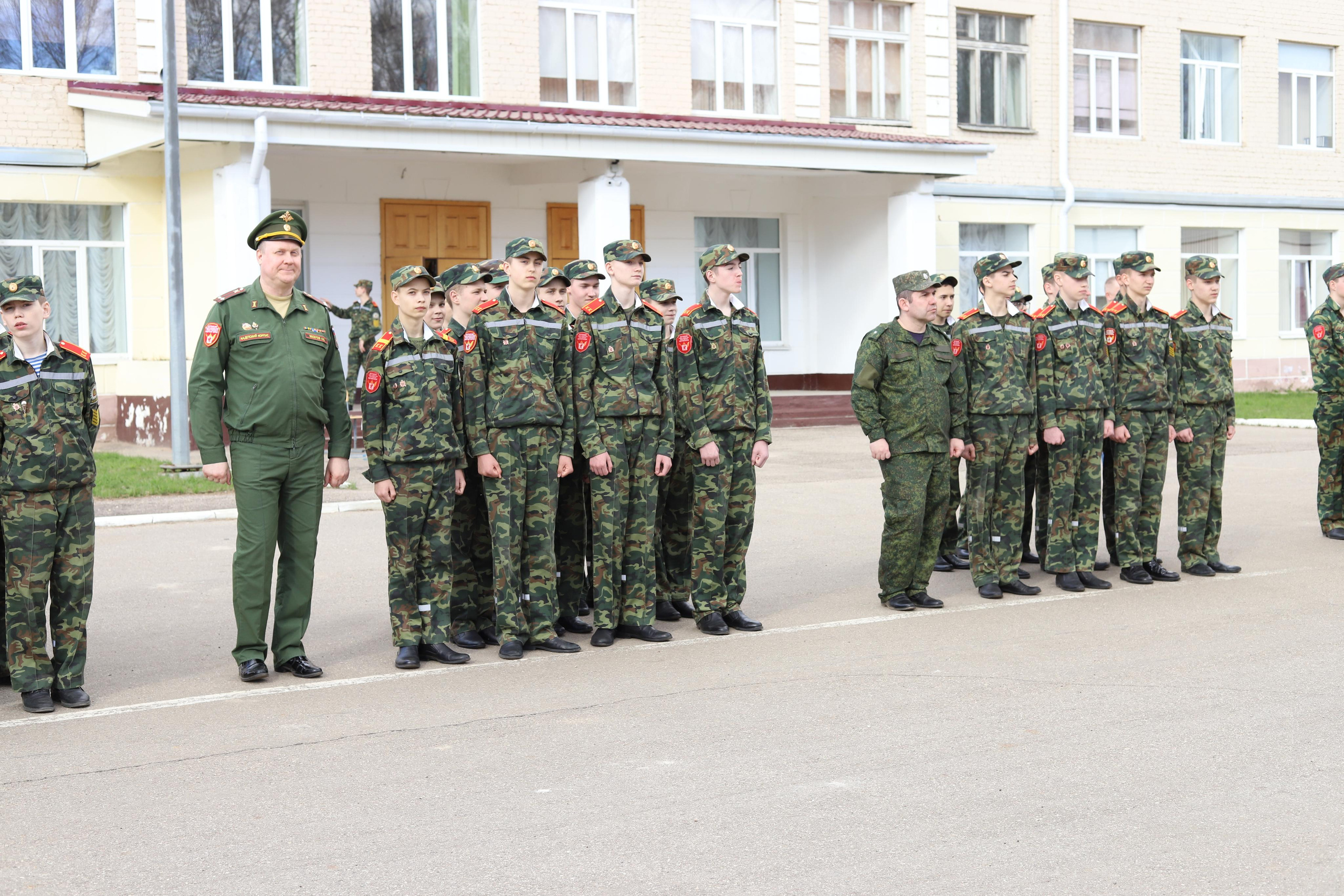 Кадеты. Выпускные альбомы, индивидуальные фотосессии в Костроме