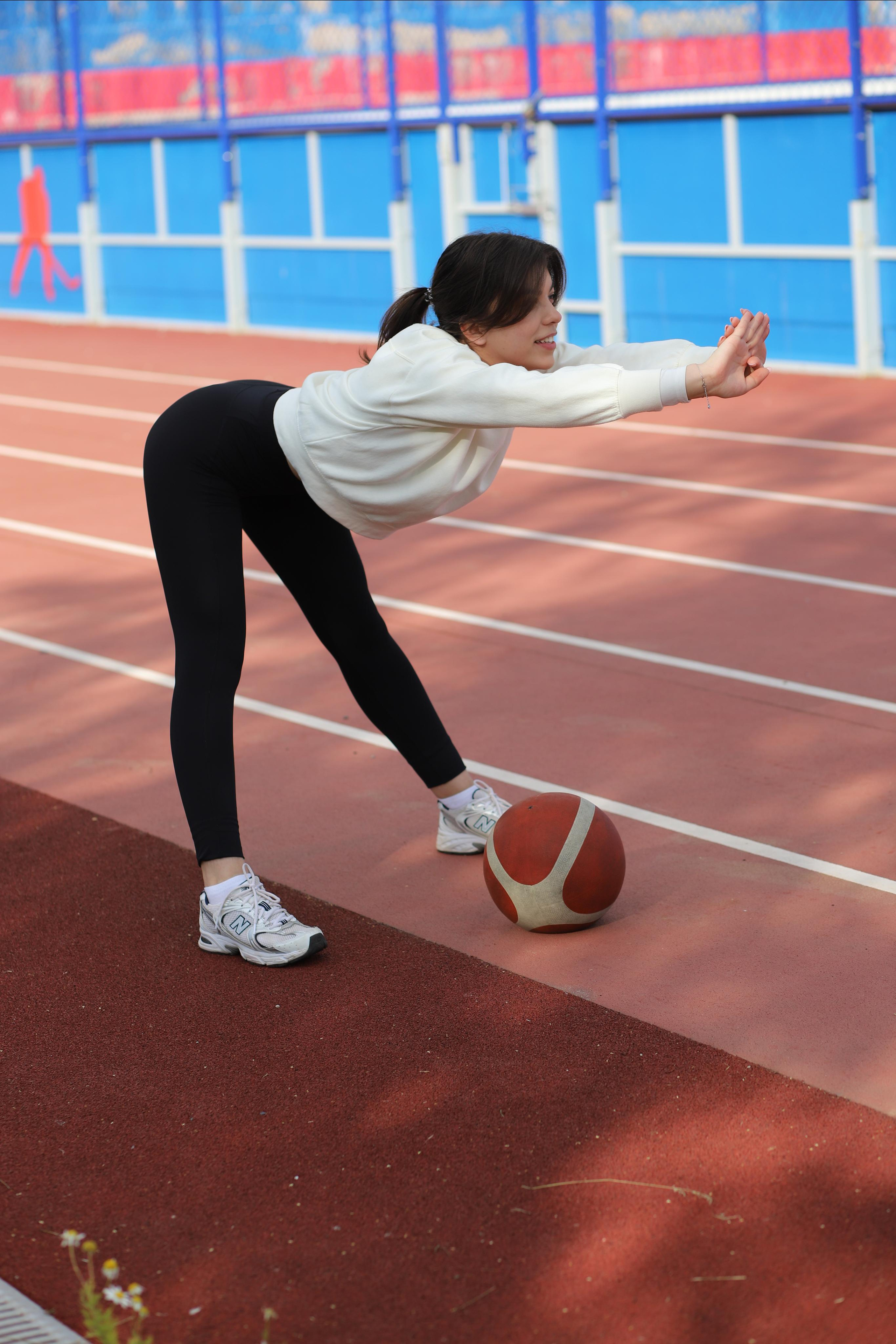 1. Выпускные альбомы, индивидуальные фотосессии в Костроме