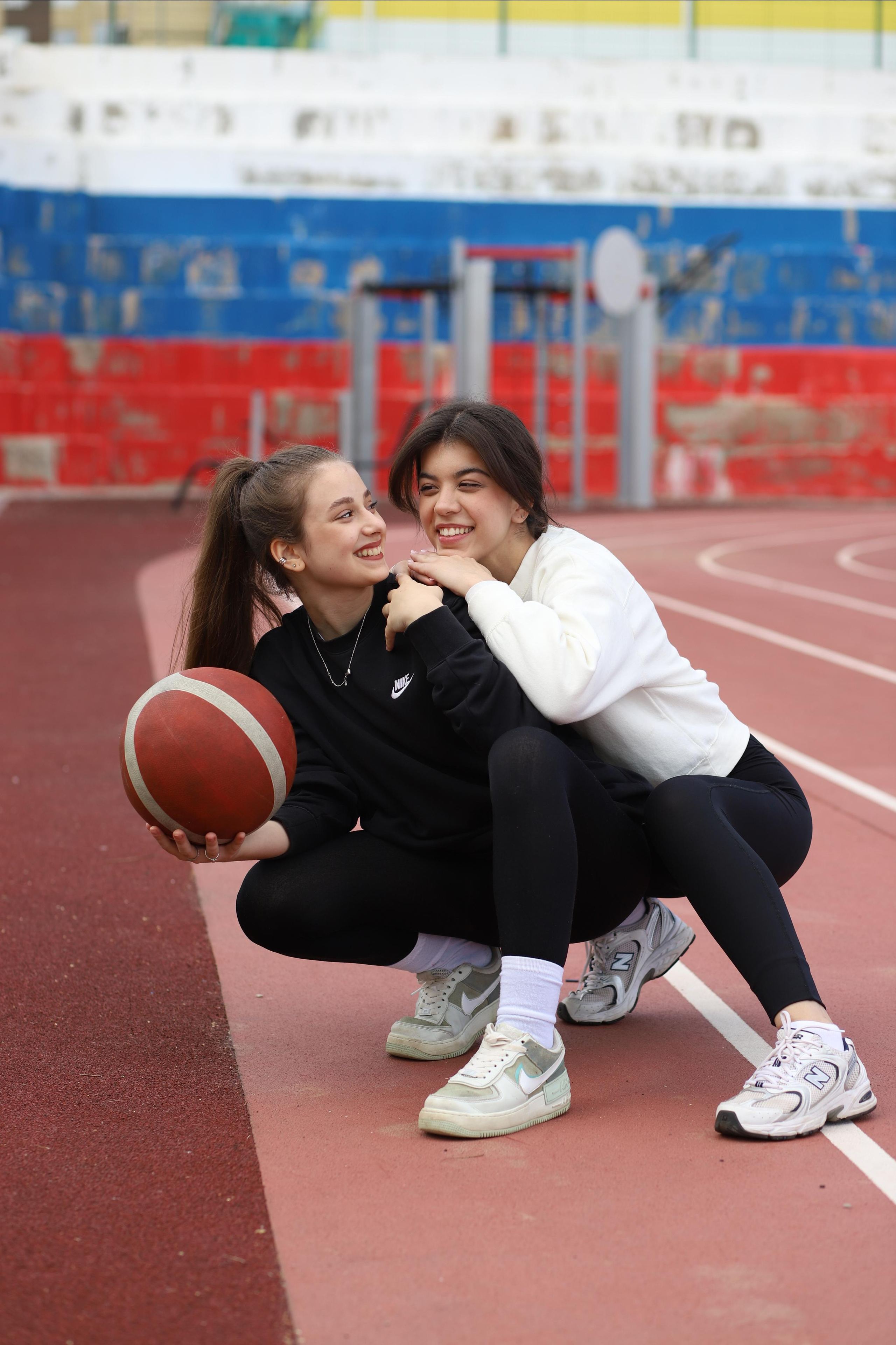 1. Выпускные альбомы, индивидуальные фотосессии в Костроме