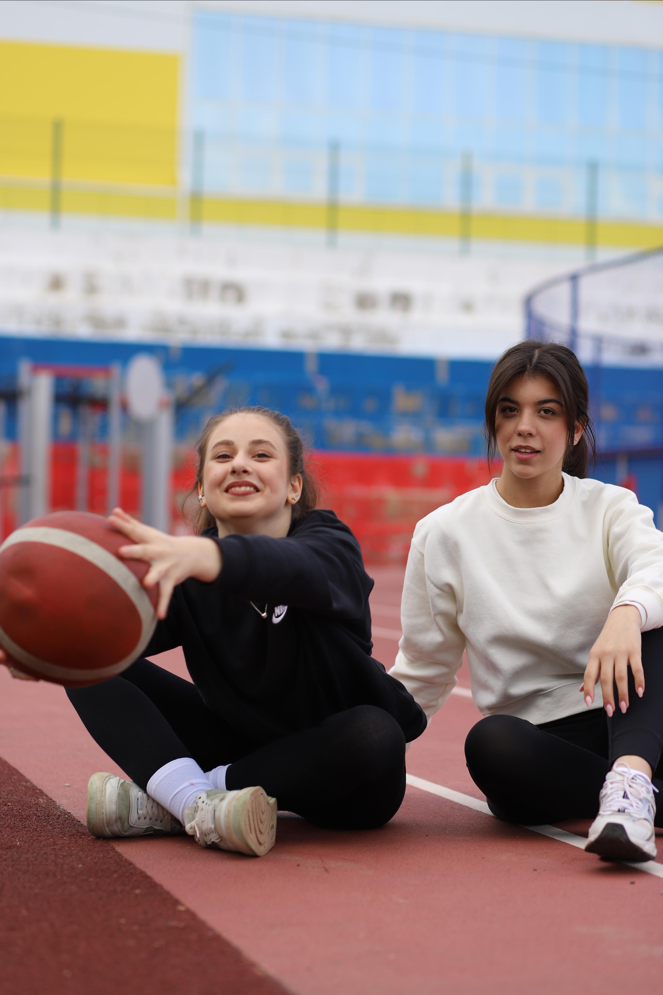 1. Выпускные альбомы, индивидуальные фотосессии в Костроме