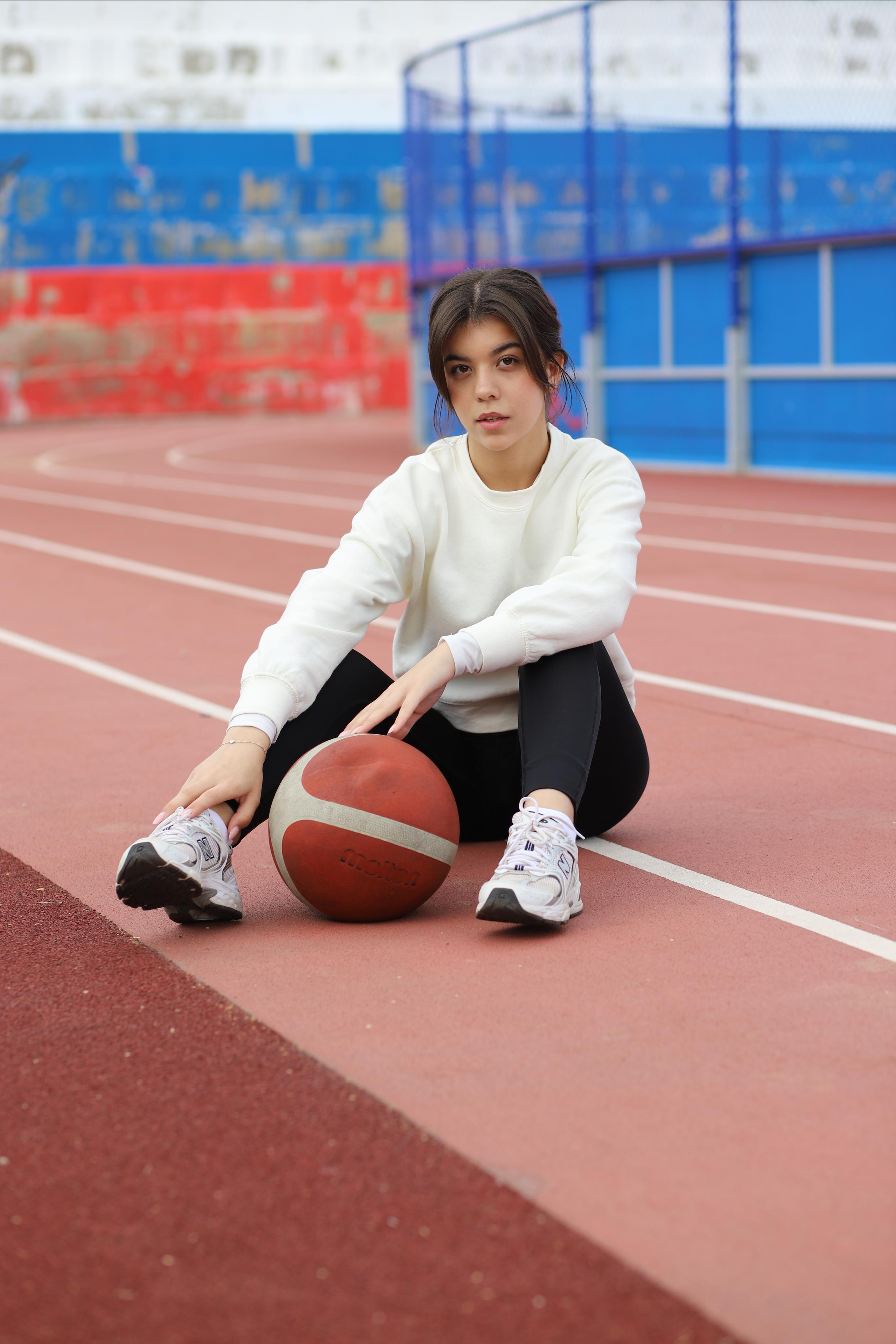 1. Выпускные альбомы, индивидуальные фотосессии в Костроме