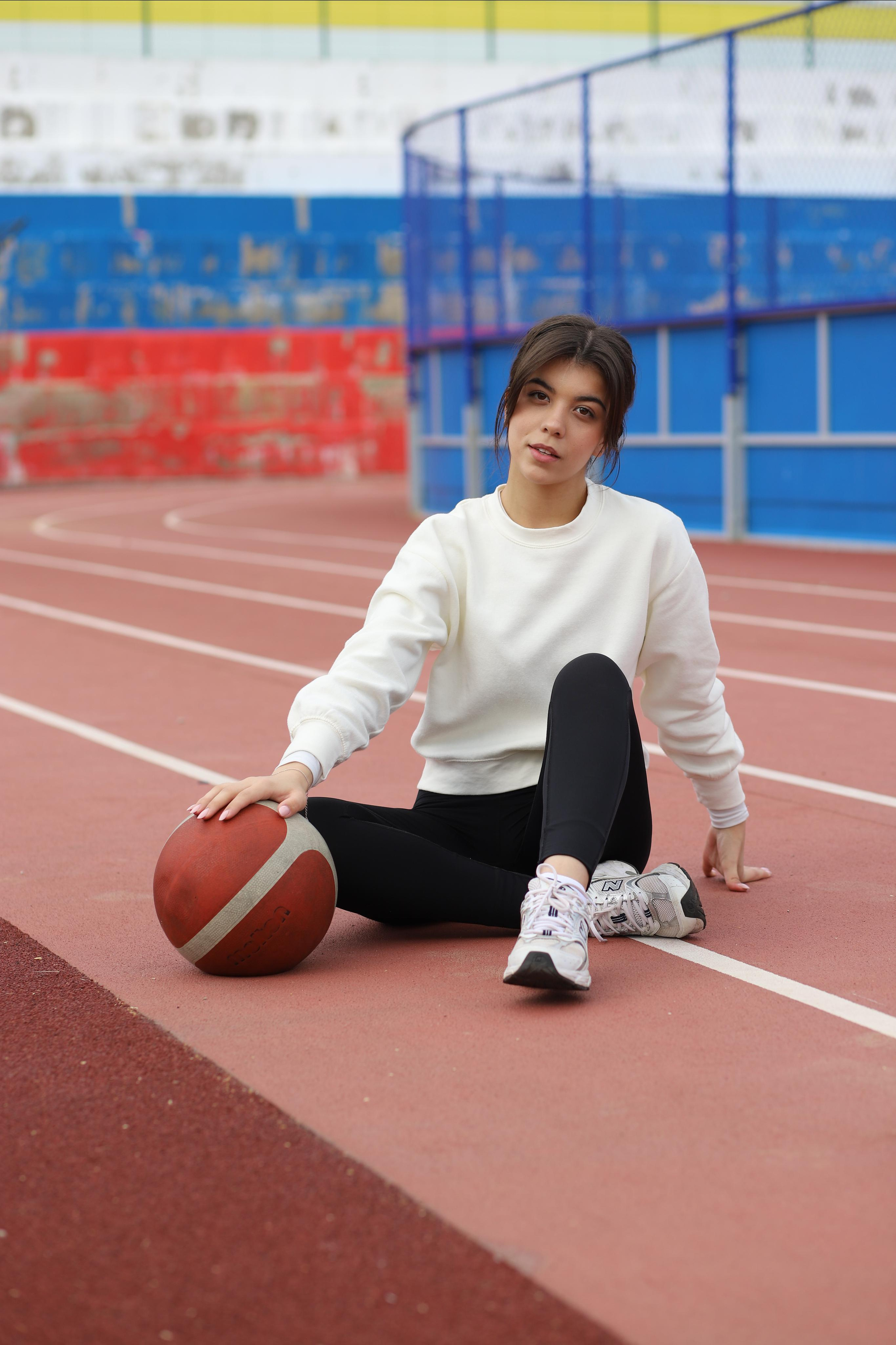 1. Выпускные альбомы, индивидуальные фотосессии в Костроме