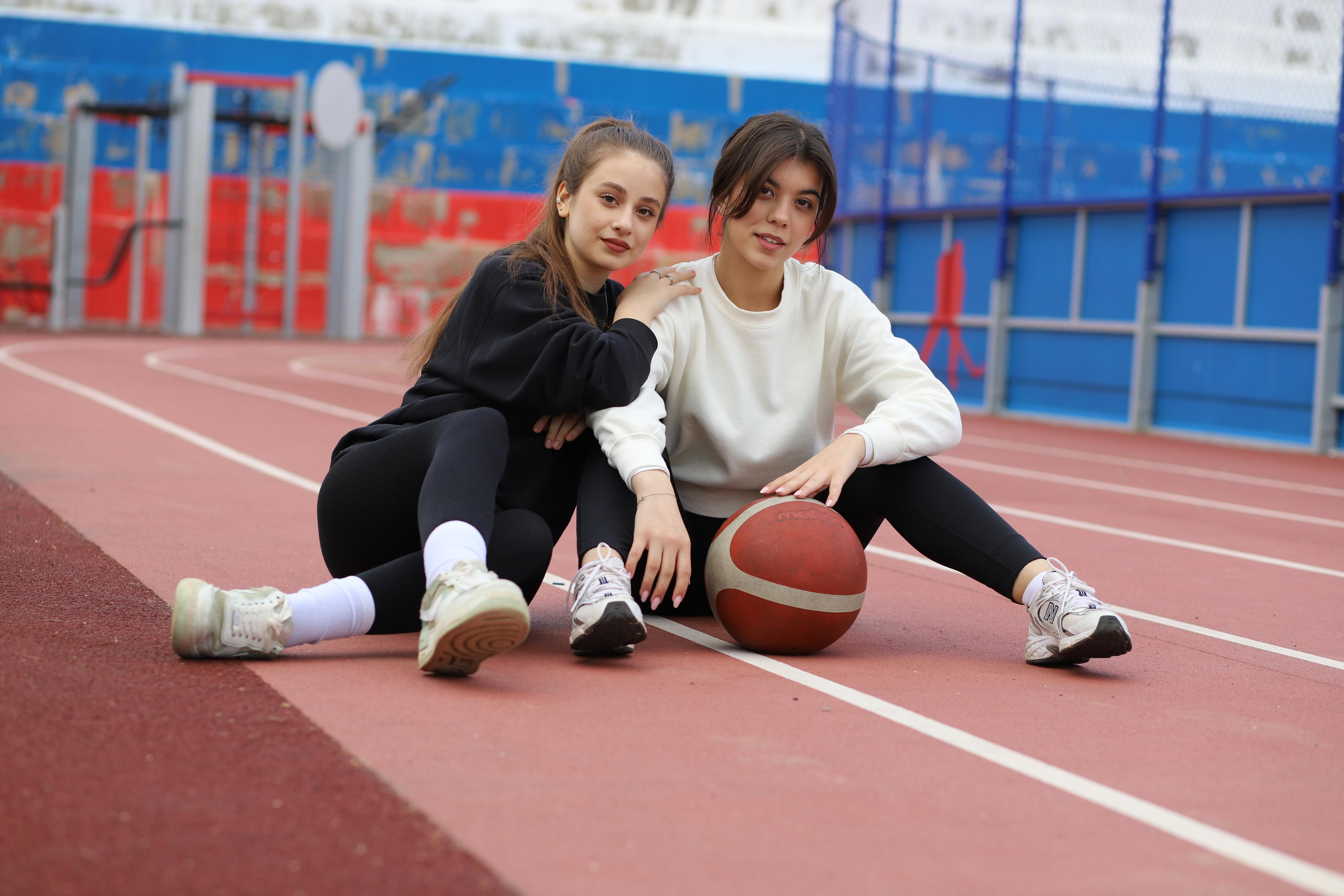 1. Выпускные альбомы, индивидуальные фотосессии в Костроме