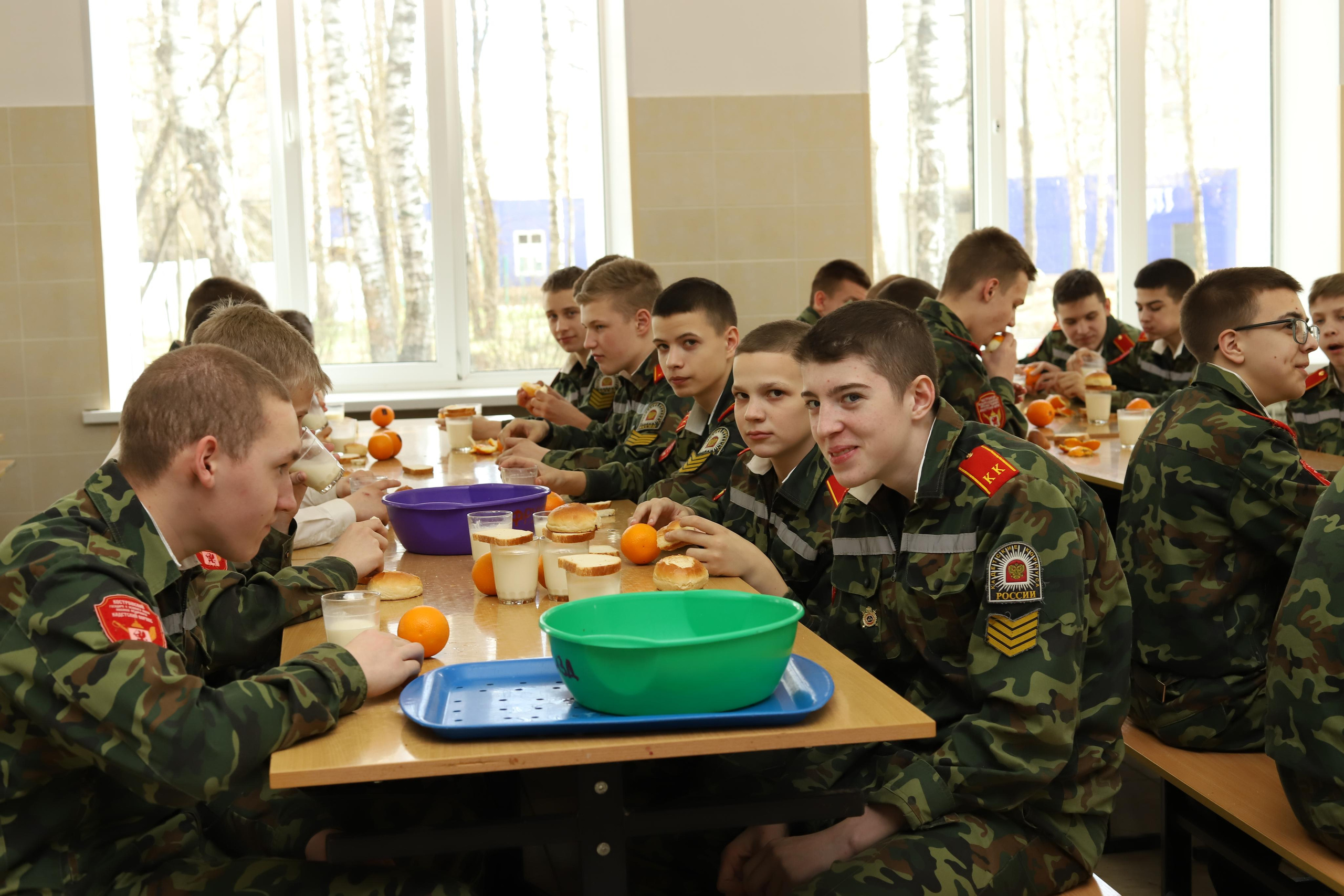 Кадеты. Выпускные альбомы, индивидуальные фотосессии в Костроме