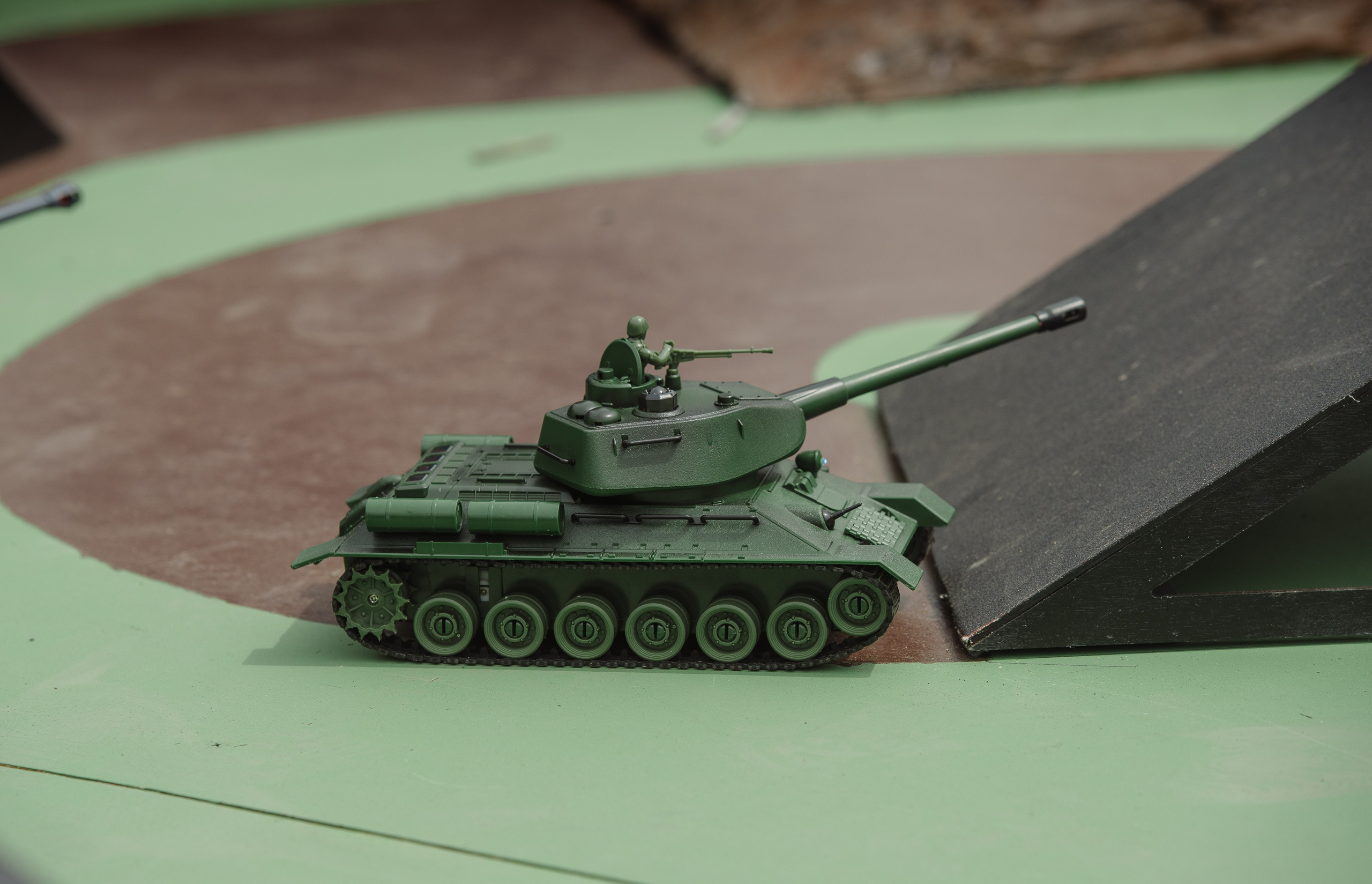 9 мая Центральная плащадь. Фотограф Мария Каюрова