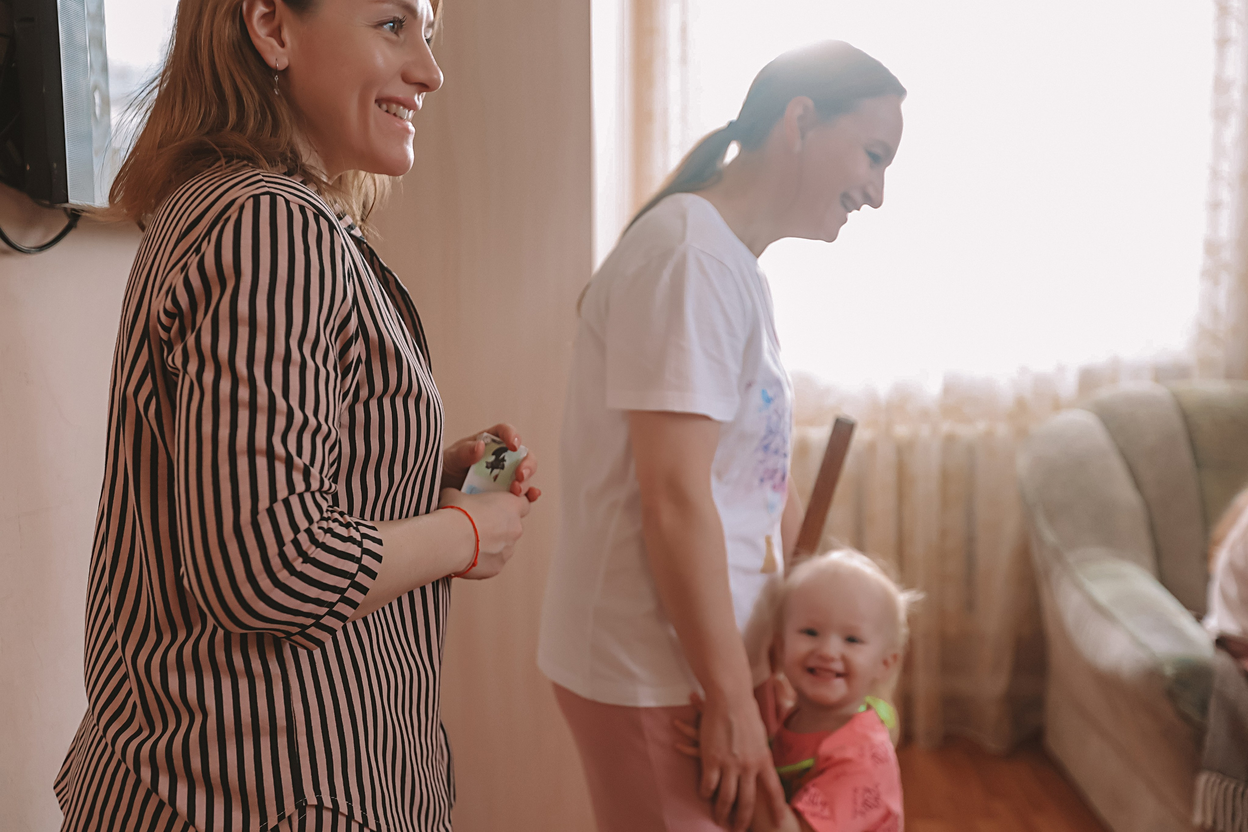 Большая семья репортаж. Семейный фотограф Тюмень, фотограф на роды Салмина Мария