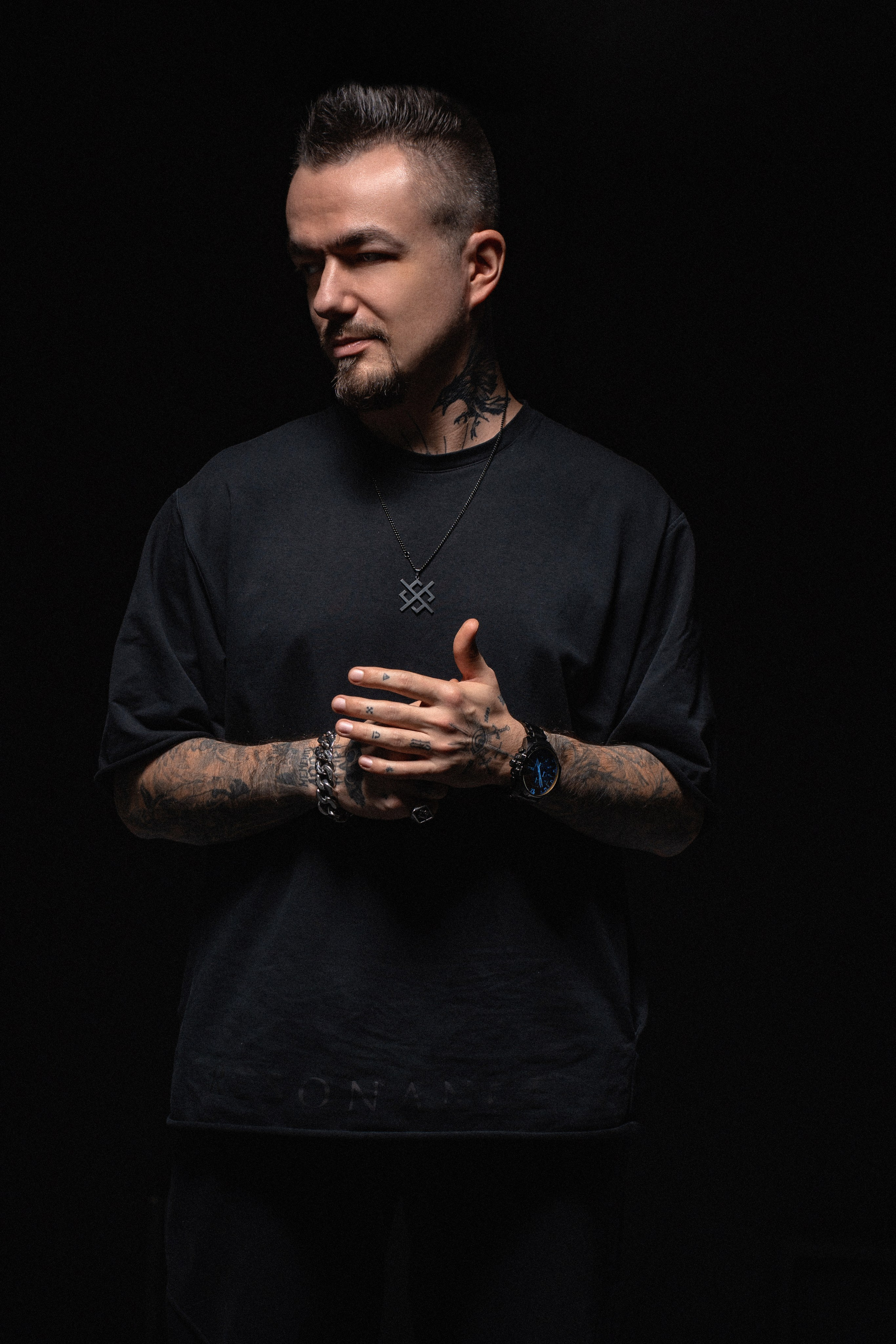 Деловые Портреты женщин и мужчин. Студийный и Рекламный Фотограф в Екатеринбурге Сергей Минин