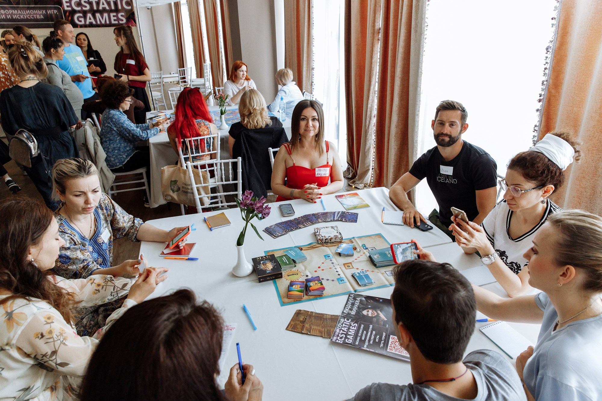 Фотограф на психологическом мероприятии. Профессиональный фотограф в Сочи Виктория Джой. Обучение