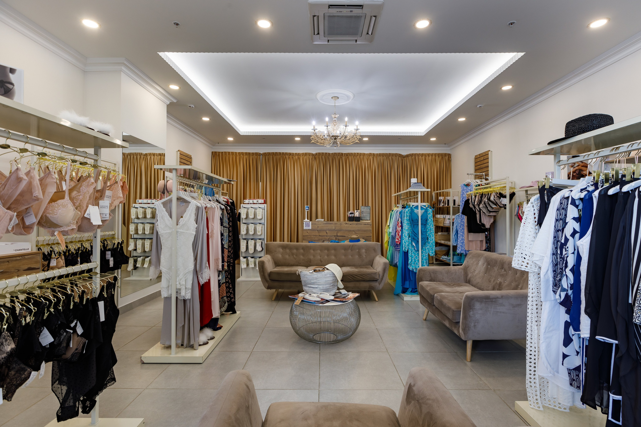 Фотосъемка торгового центра Покровский. Интерьерный фотограф в Москве Роман Потапов