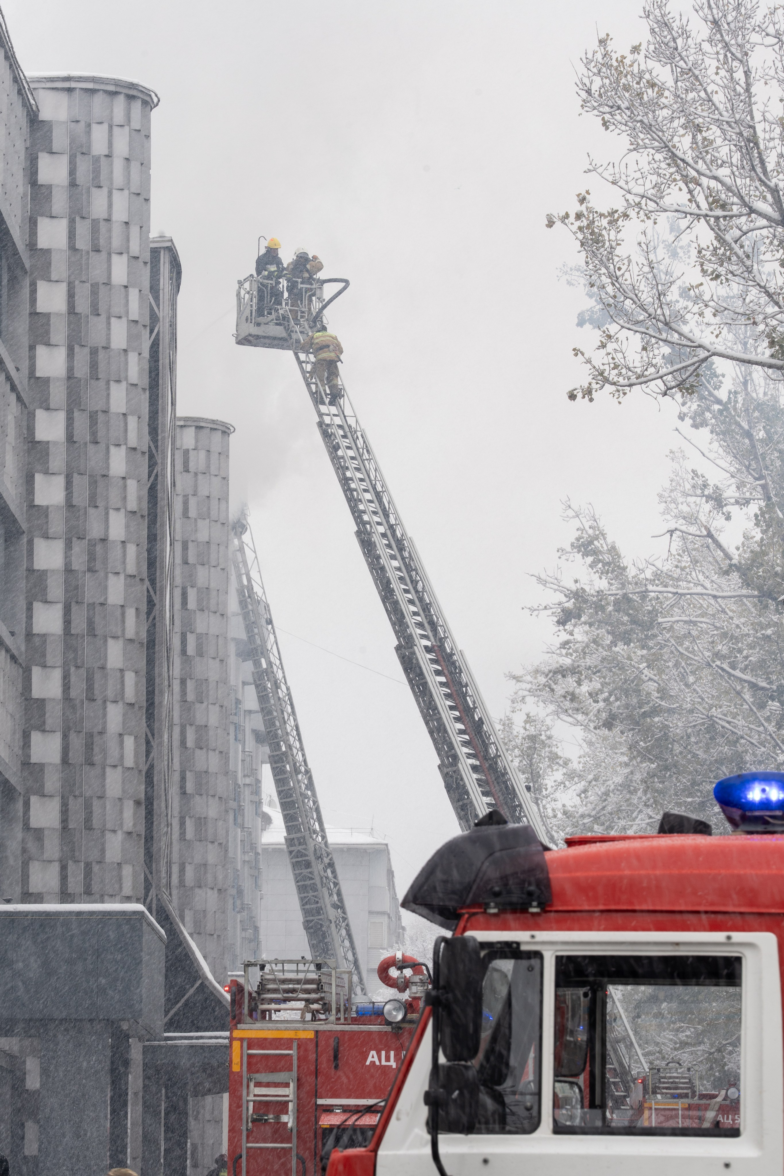 Тушение Пожара. Сайт Алматинского НЮ АРТ, будуар и фэшн фотографа Дениса Карпенко