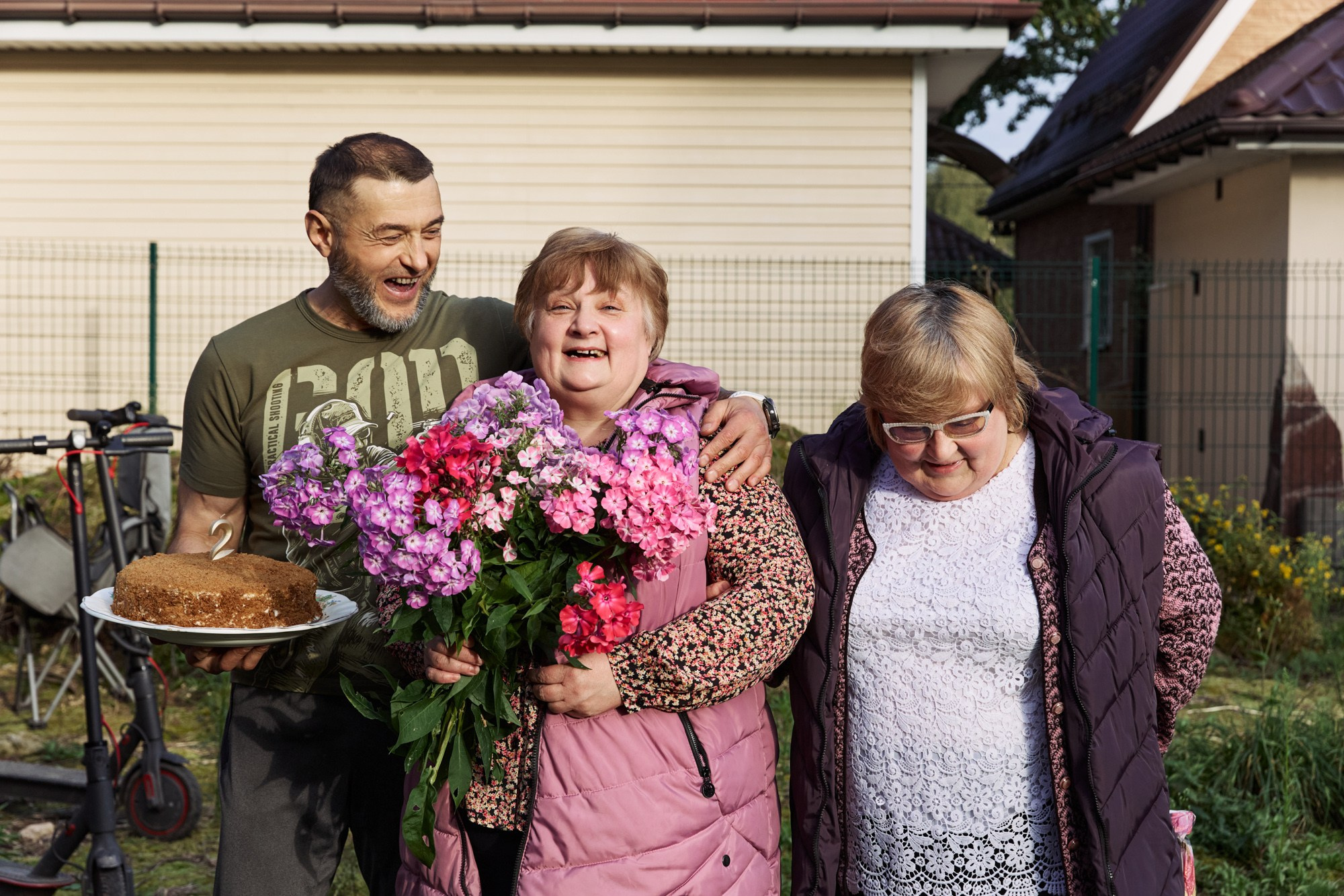 Фотограф на детский день рождения в Москве и Подмосковье: репортажная съемка живых эмоций на даче. Контентный и репортажный фотограф Виталий Кулешов | Москва