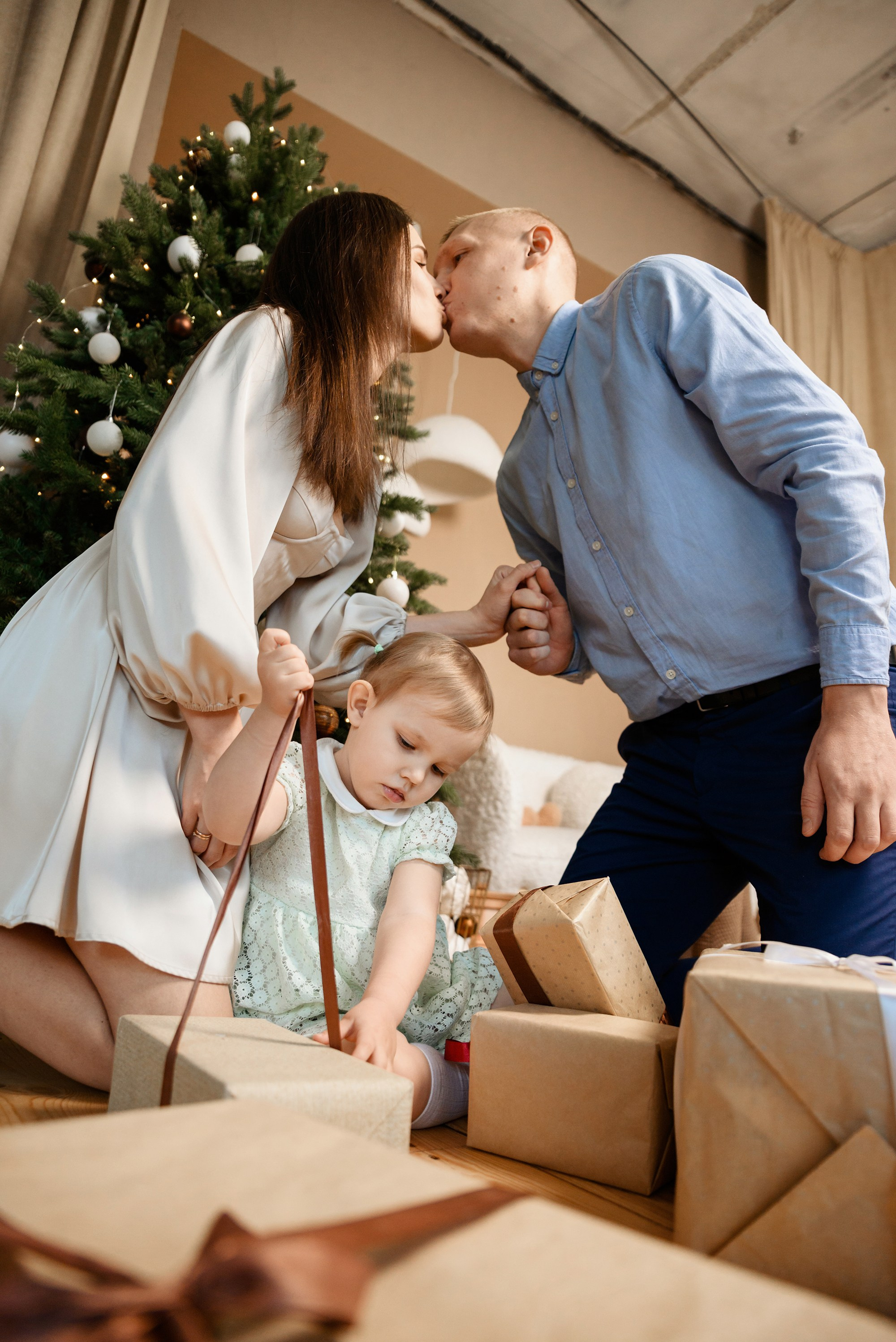 Семейная фотосессия в студии Lightroom. Константин Солодянкин — свадебный и репортажный фотограф в Екатеринбурге и Верхней Пышме