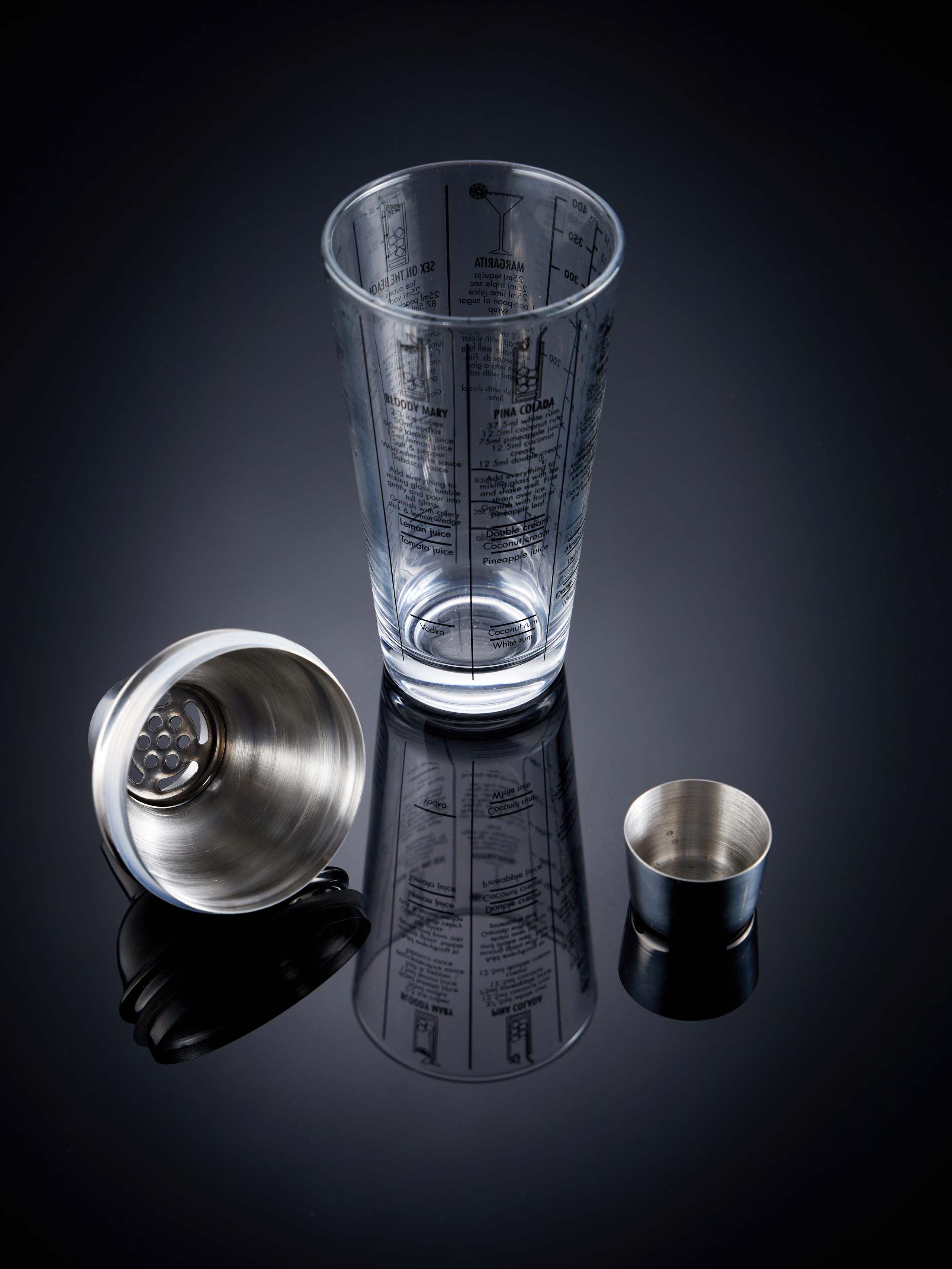 Съемка для вайлдберриз. Портретный и предметный фотограф в Москве Курочкин Алексей