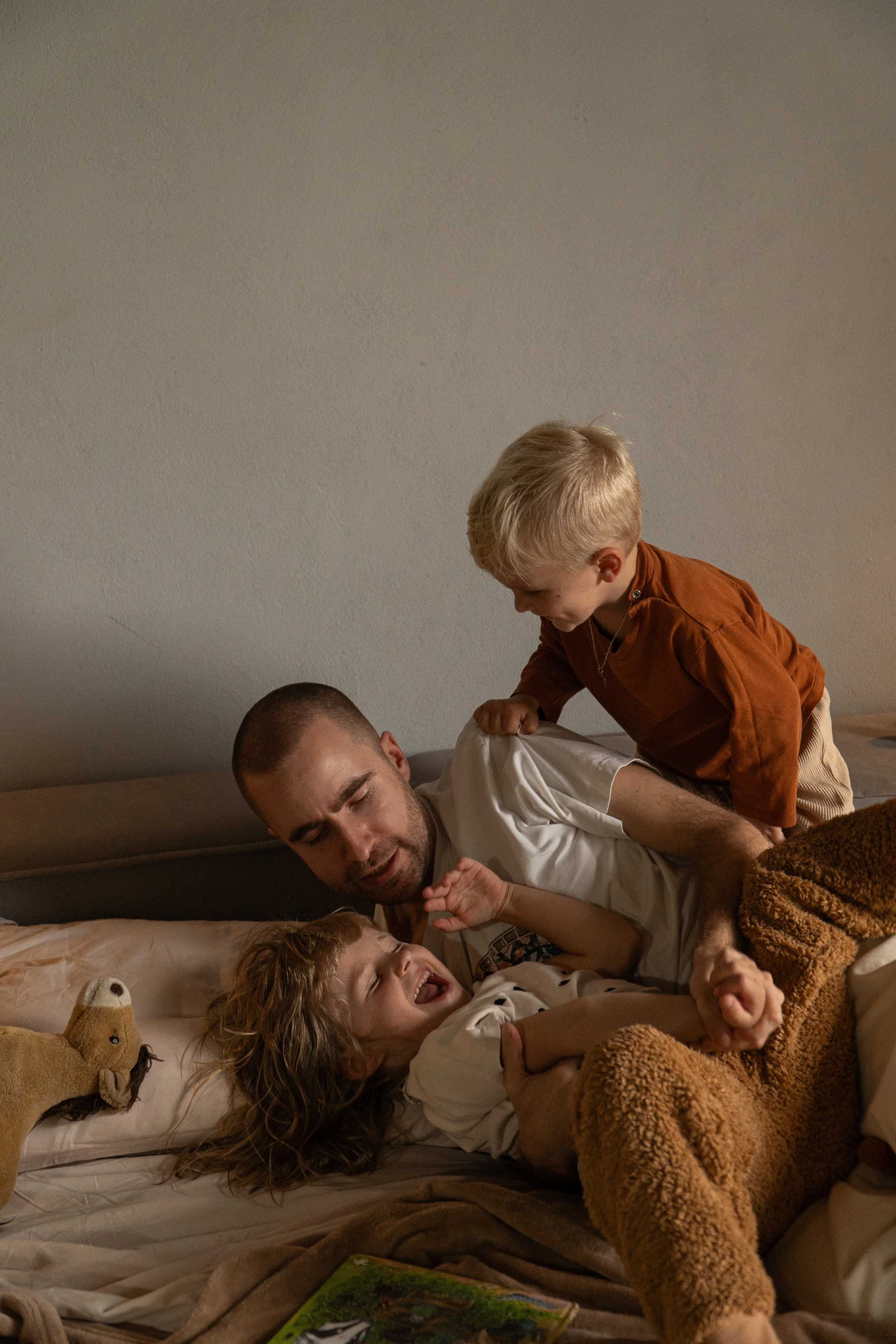 Olga and Family. Wedding Photographer in Barcelona and Medellin