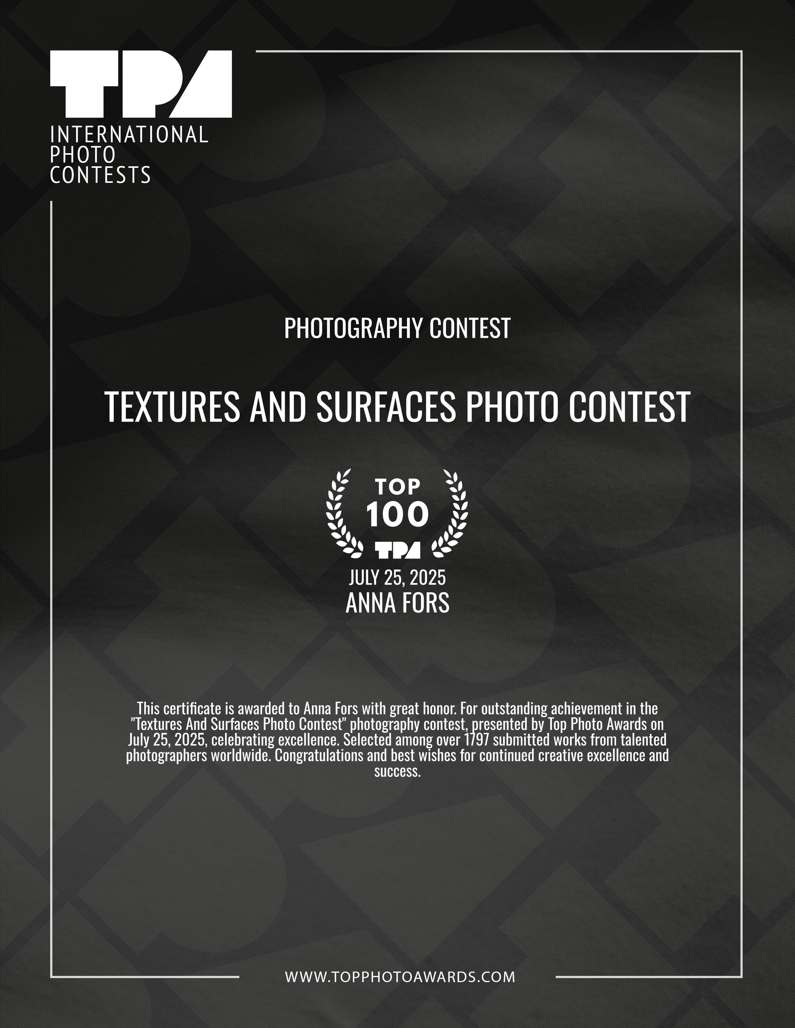 Награды фотохудожника Анны Форс — Победитель BICFP, TopPhotoAwards и финалист Liquida Grant. Арт-ню фотограф, Фотохудожник в Москве Анна Форс
