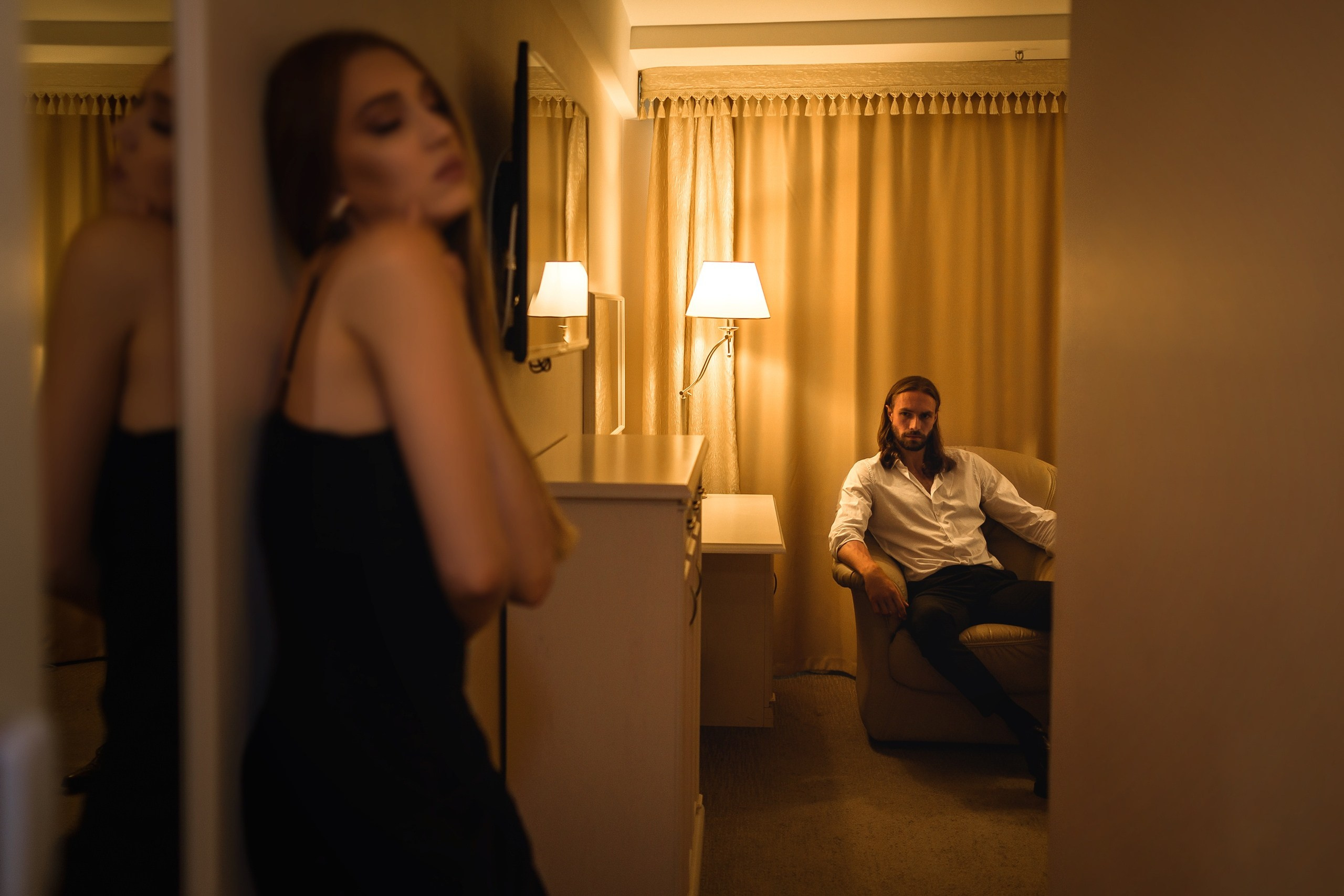 Лавстори в отеле Москвы. Компания и фотошкола по созданию контента в Москве