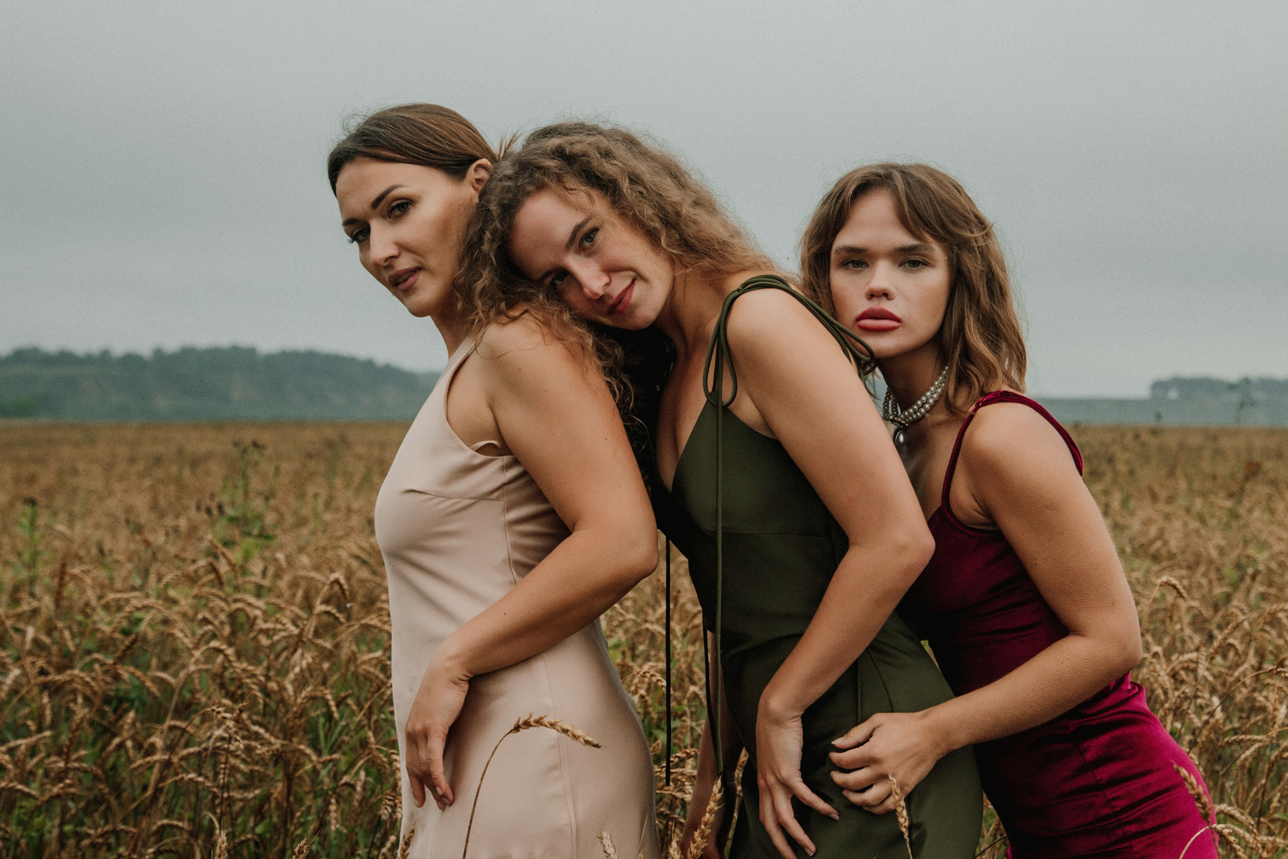 Настя & Оля & Настя. Свадебный и индивидуальный фотограф в Суворове Клюева Мария