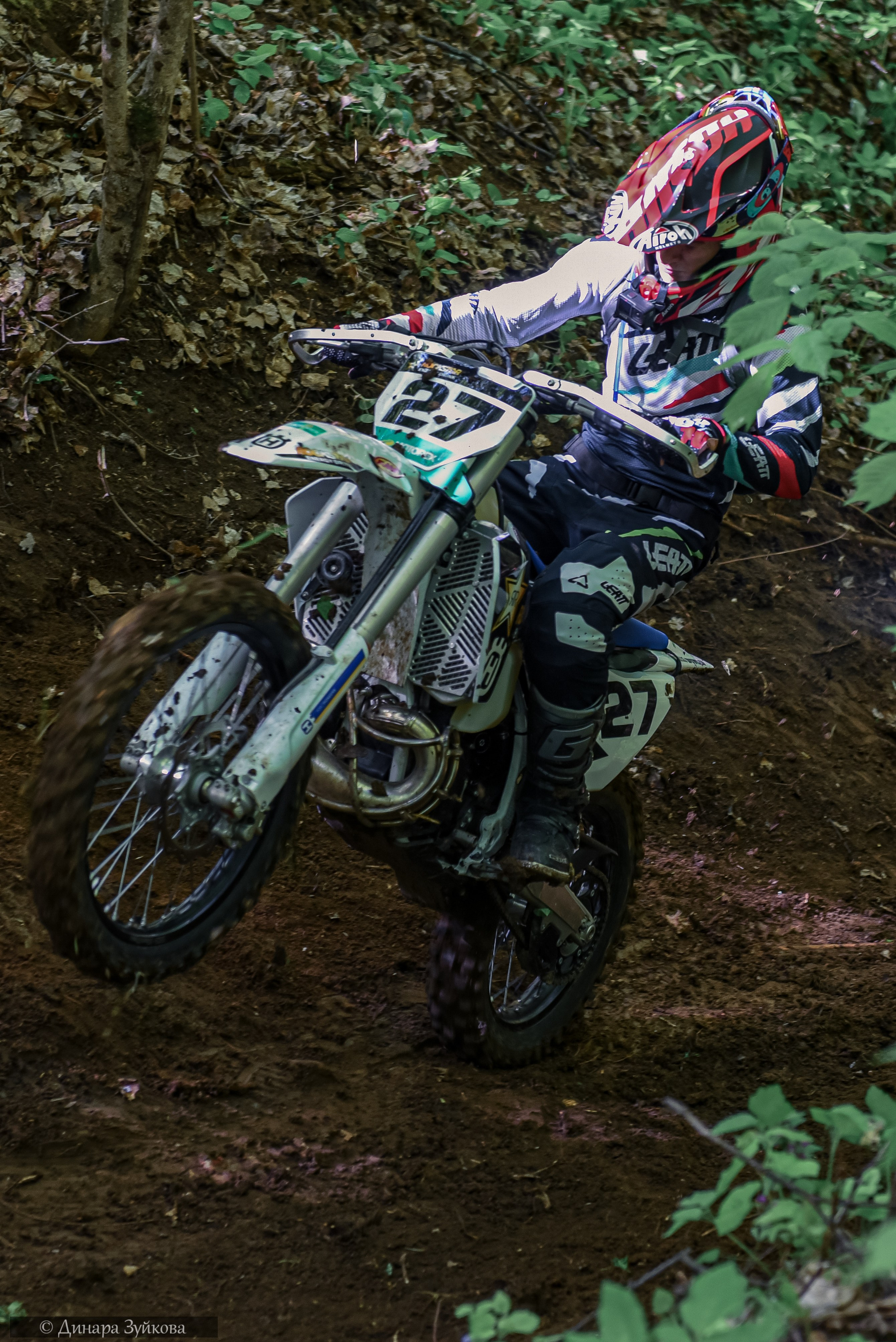 На местности. Каменки. Этап II. Мотофотограф в Нижнем Новгороде Динара Зуйкова