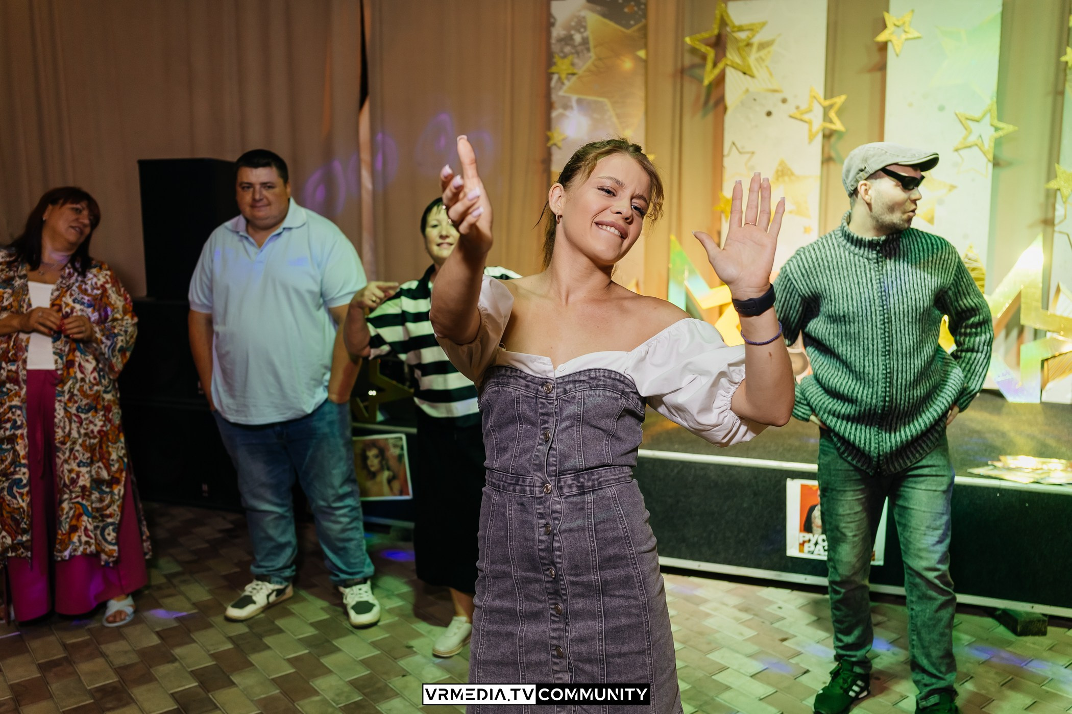 Ресторан «Империя»: Вечеринка 90-х