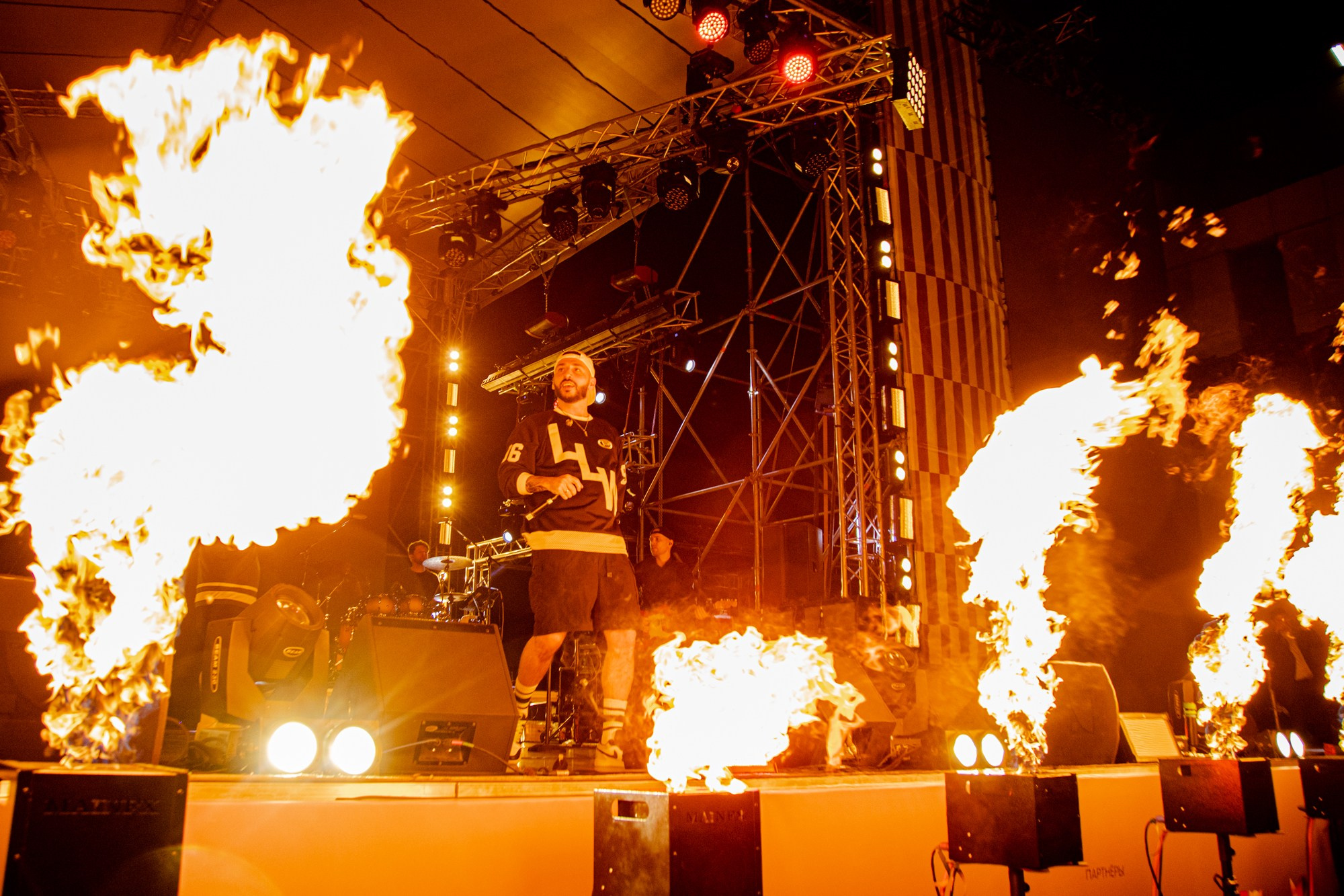 L'One. Репортажный, промышленный и маркетплейс-фотограф Дмитрий Чернат