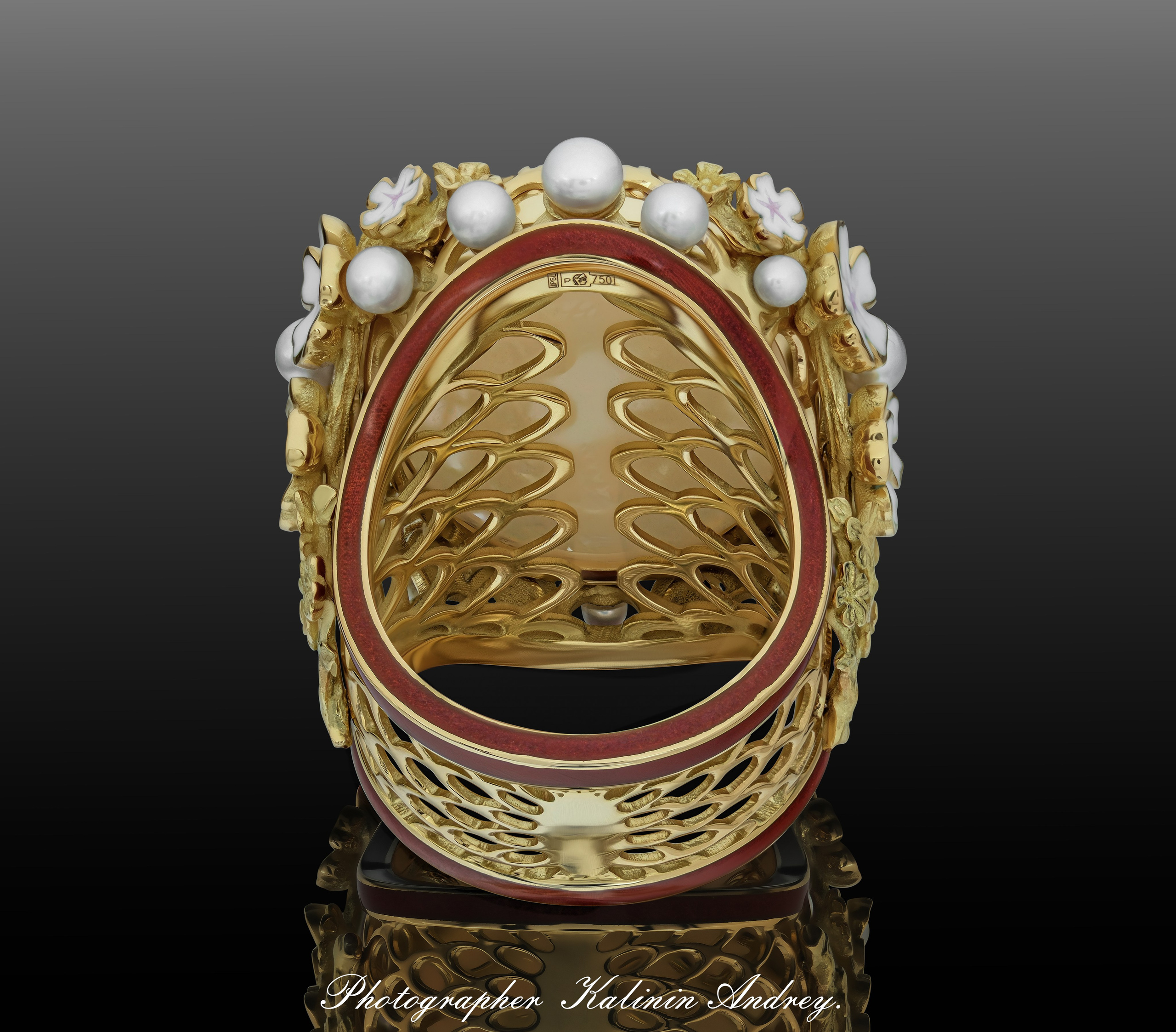 Рекламная эксклюзивная предметная фотосъёмка ювелирных изделий в Москве  тел +7 966-003-13-07. Высококачественная профессиональная рекламная фотосъёмка ювелирных украшений, драгоценных камней в Москве. Обучение, консультация