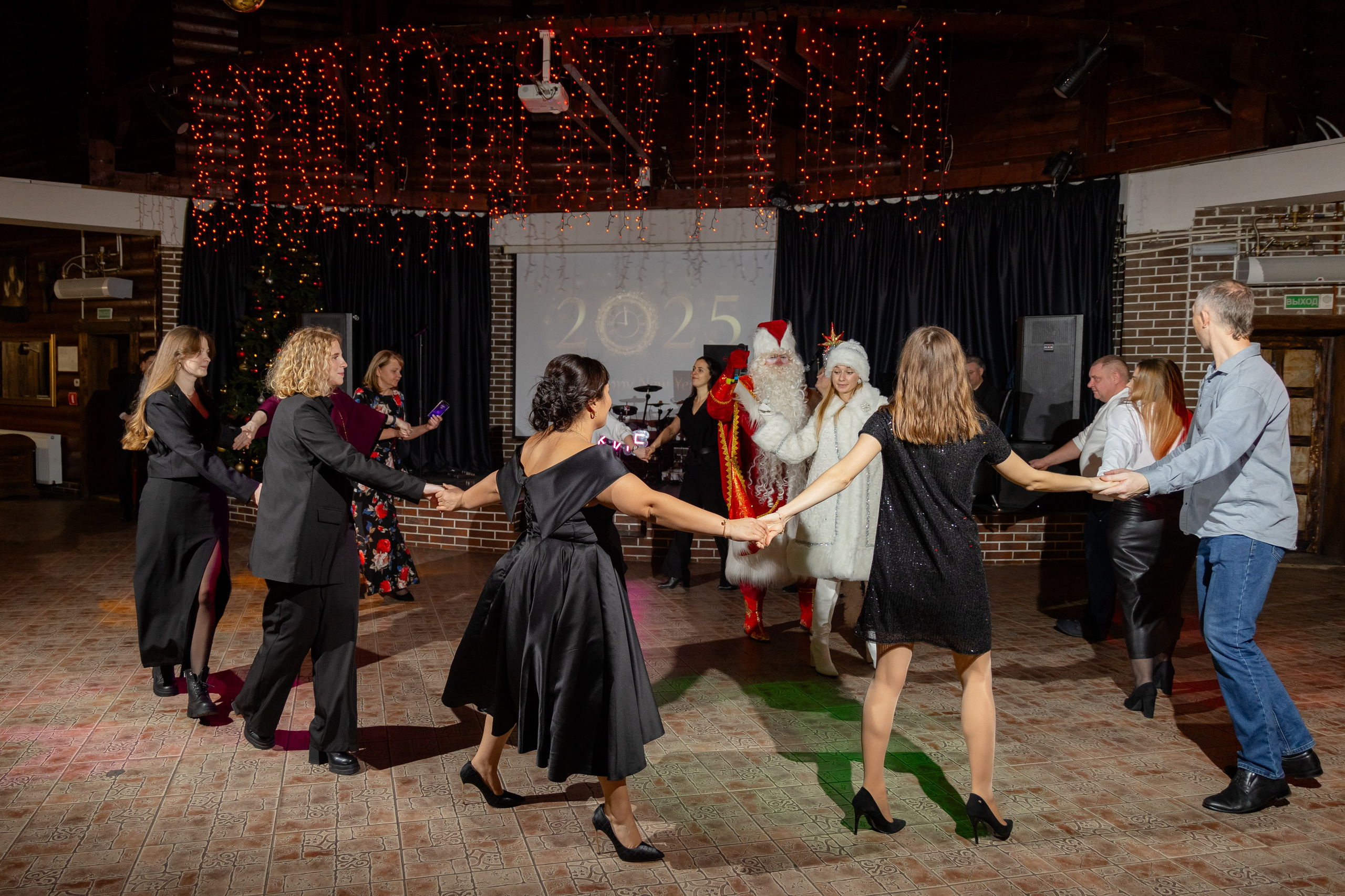 Корпоративная новогодняя съемка для логистической компании ИТА. Свадебный фотограф в Минске/Беларуси Сергей Спиридонов