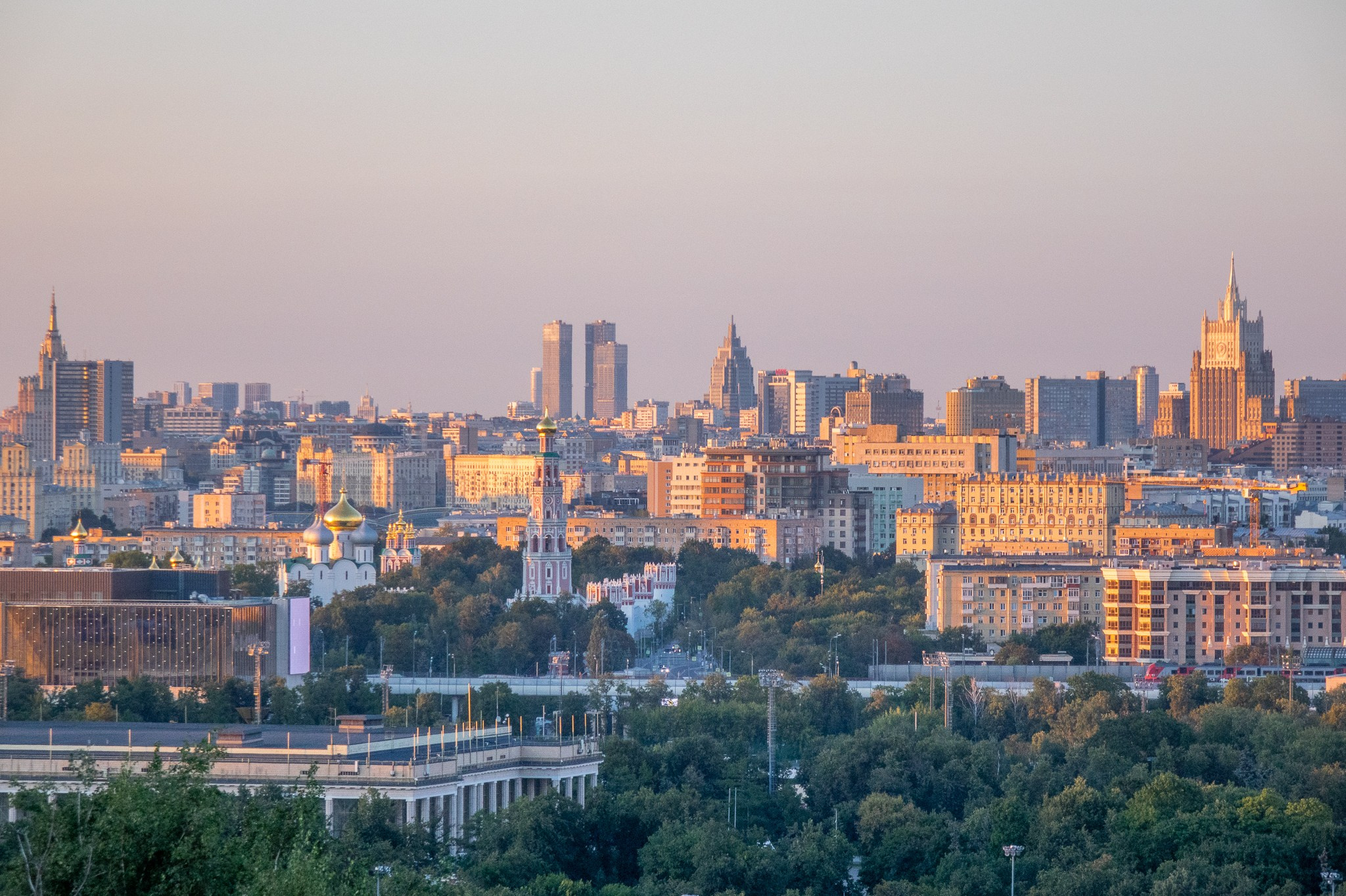 Достопримечательности Москвы. Коммерческая фотосъёмка городской среды, архитектуры и производственных объектов