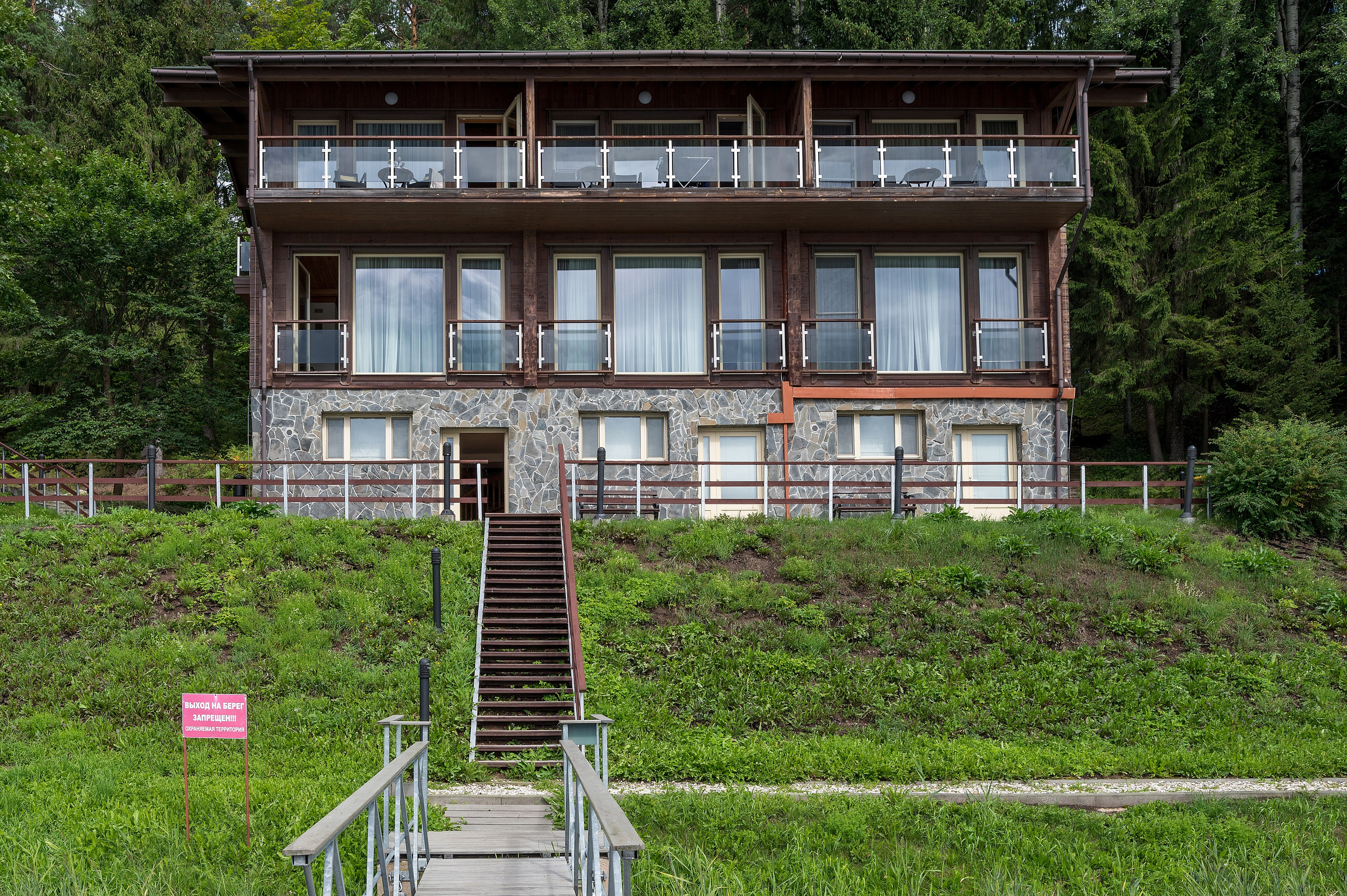 Дом на базе отдыха «ВАЛДАЙ». Интерьерный фотограф в Сочи Элина Габриелян