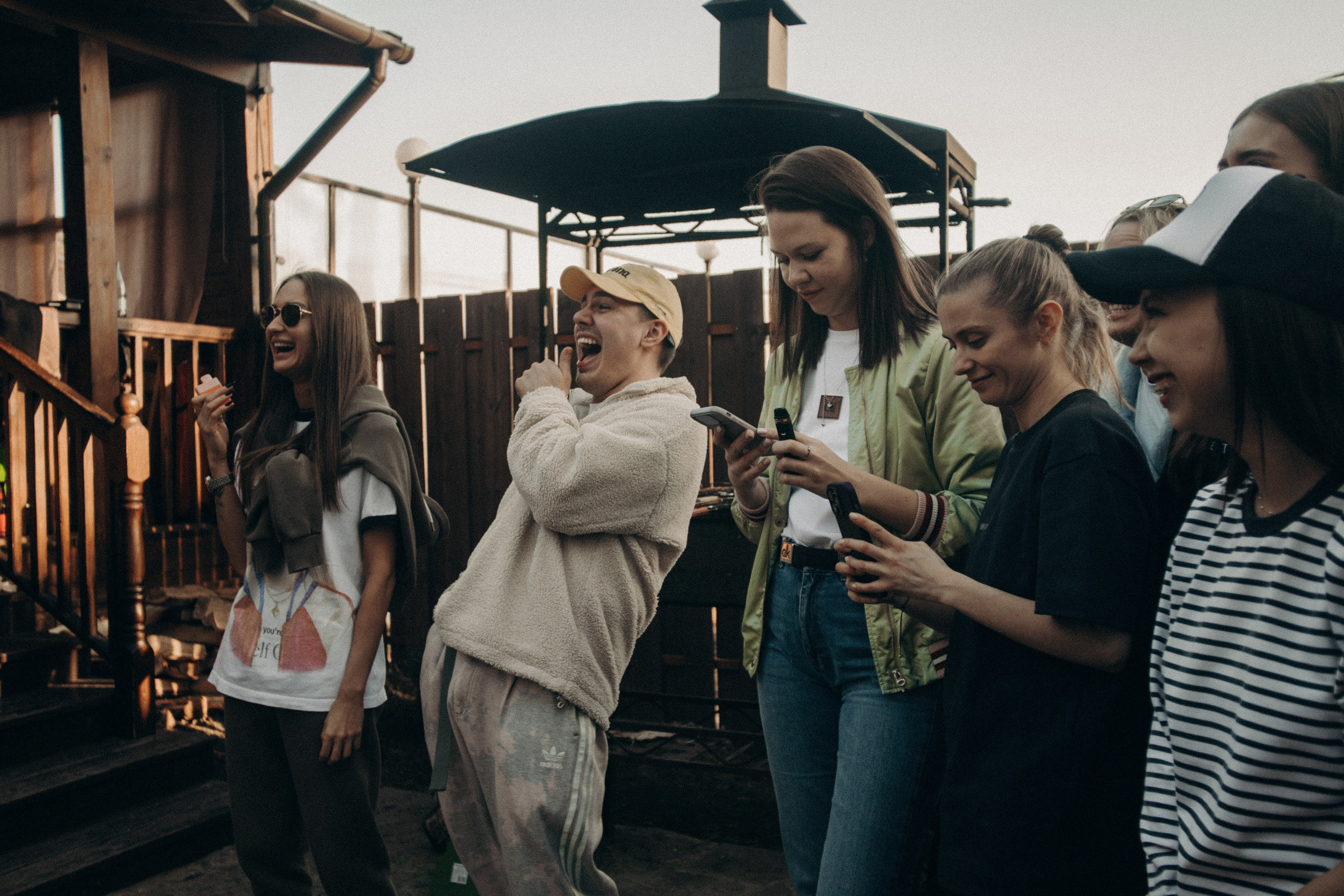 Корпоратив Muza_Arts. Венера Гайн. Репортажный фотограф  Тюмень. Обучение фотографии с 0