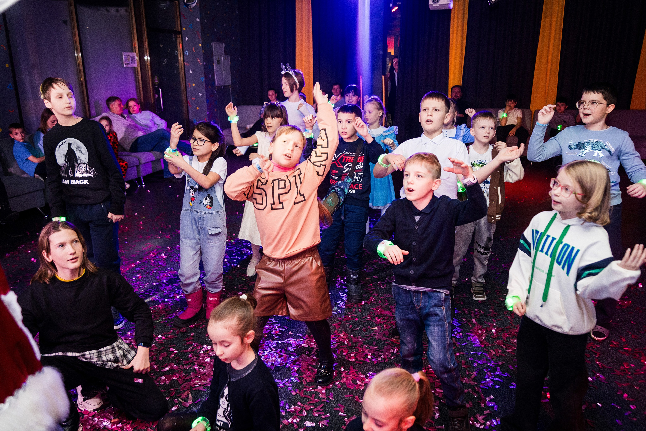Новогодние утренники. Детский фотограф видеограф в Хабаровске Михаил Орлов