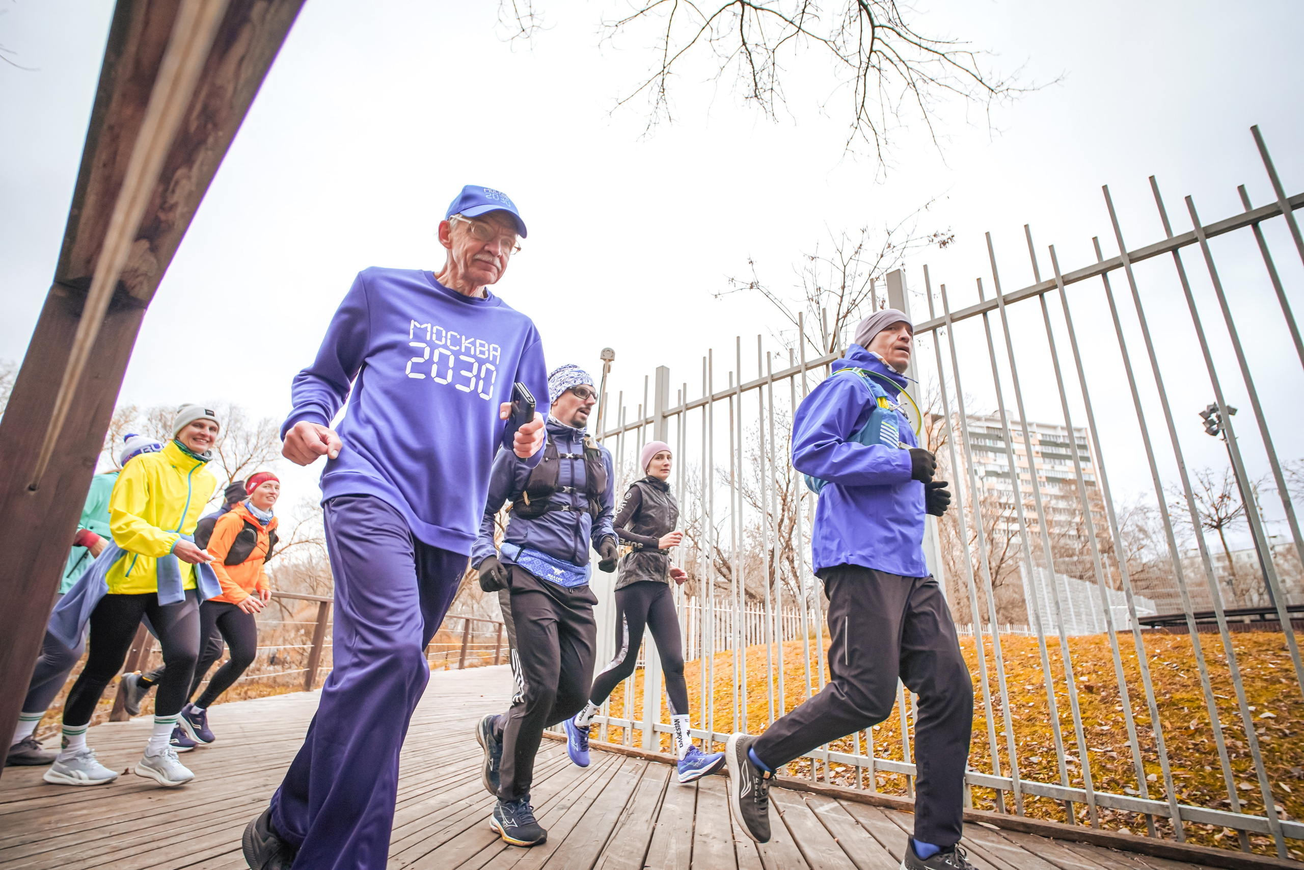 #марафонудома #яuzarun 2024 2-я петля, группа 6:30. Роман Капилюшов. Бег. Фото. Видео. г. Люберцы