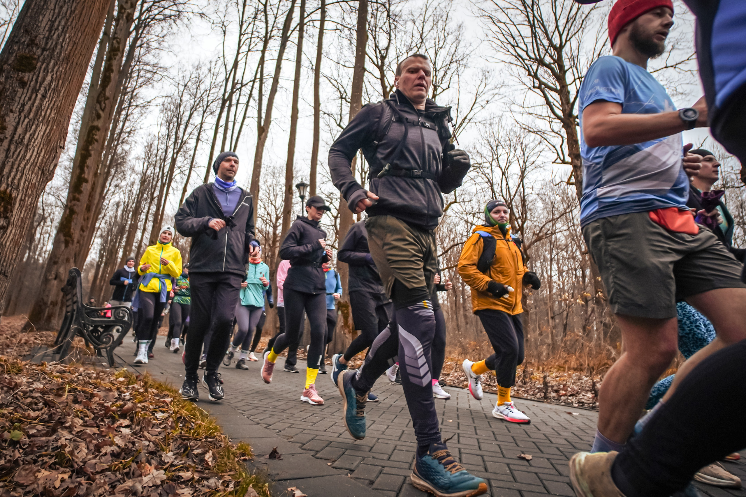 #марафонудома #яuzarun 2024 2-я петля, группа 6:30. Роман Капилюшов. Бег. Фото. Видео. г. Люберцы