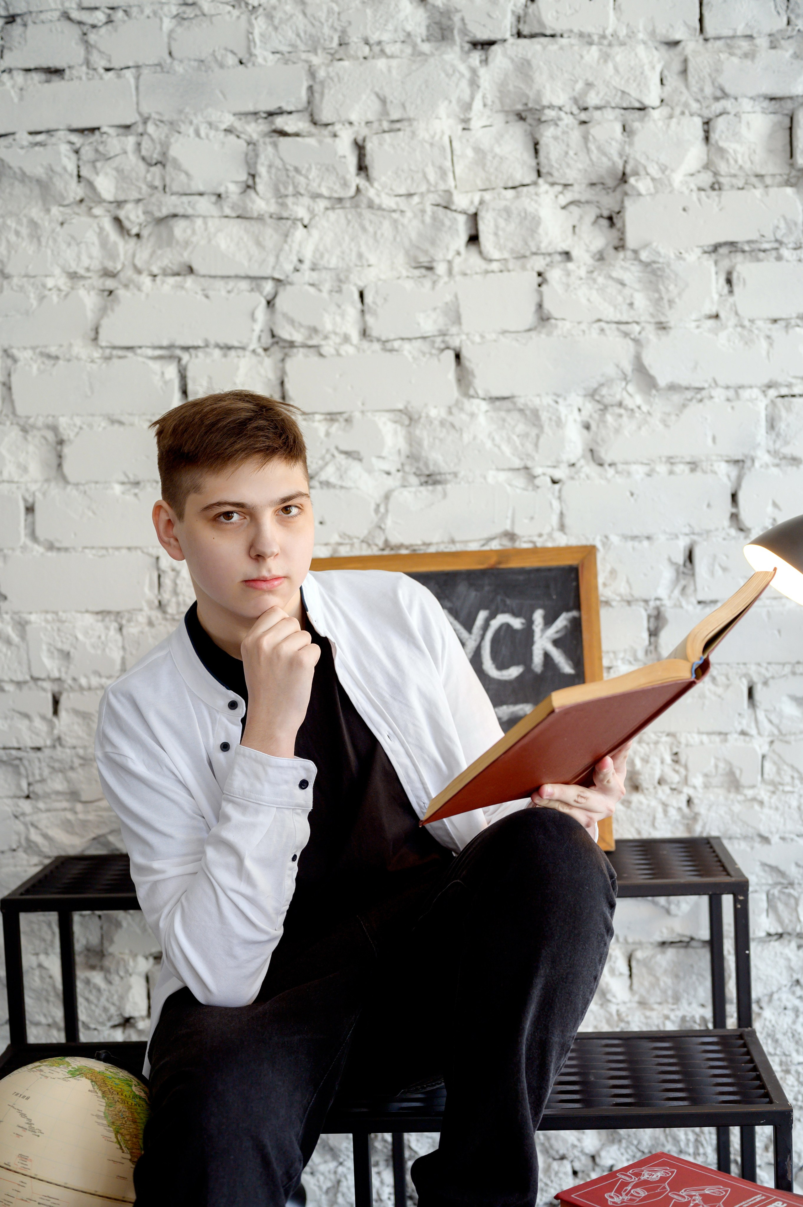 11 класс. студия. Фотограф новорожденных, семейный детский в Тюмени Татьяна Морозова