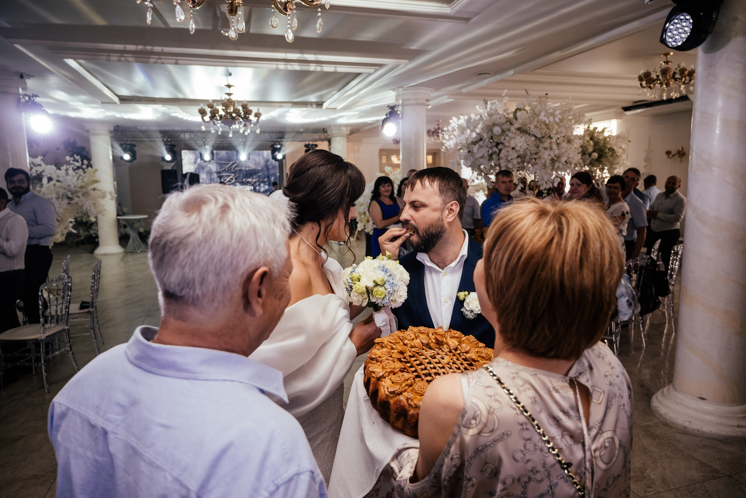 Михаил и Виктория. Свадебный фотограф в Ростове Александра Груздева