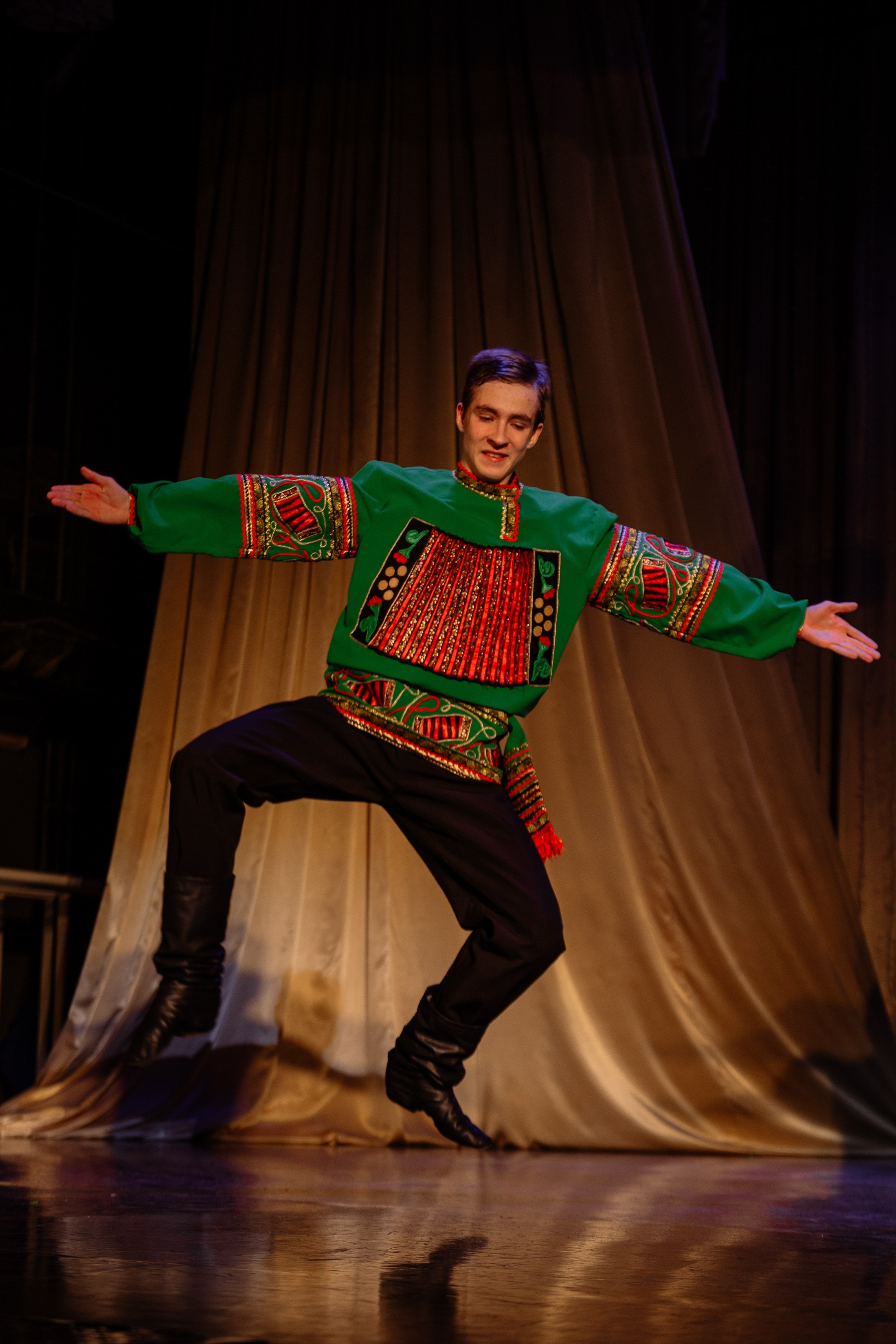 Сибирские узоры ДК Ефремова. Фотограф Юлия Мальцева