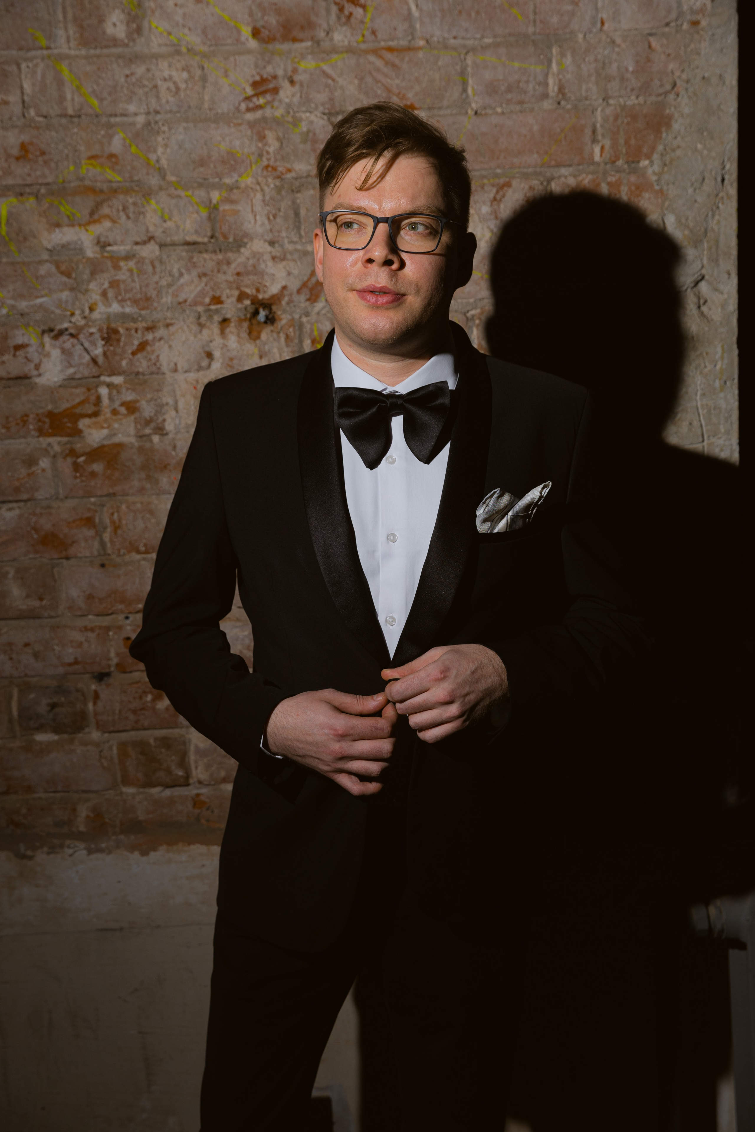 ВЕДУЩИЙ ПАВЕЛ ПАВЛОВ