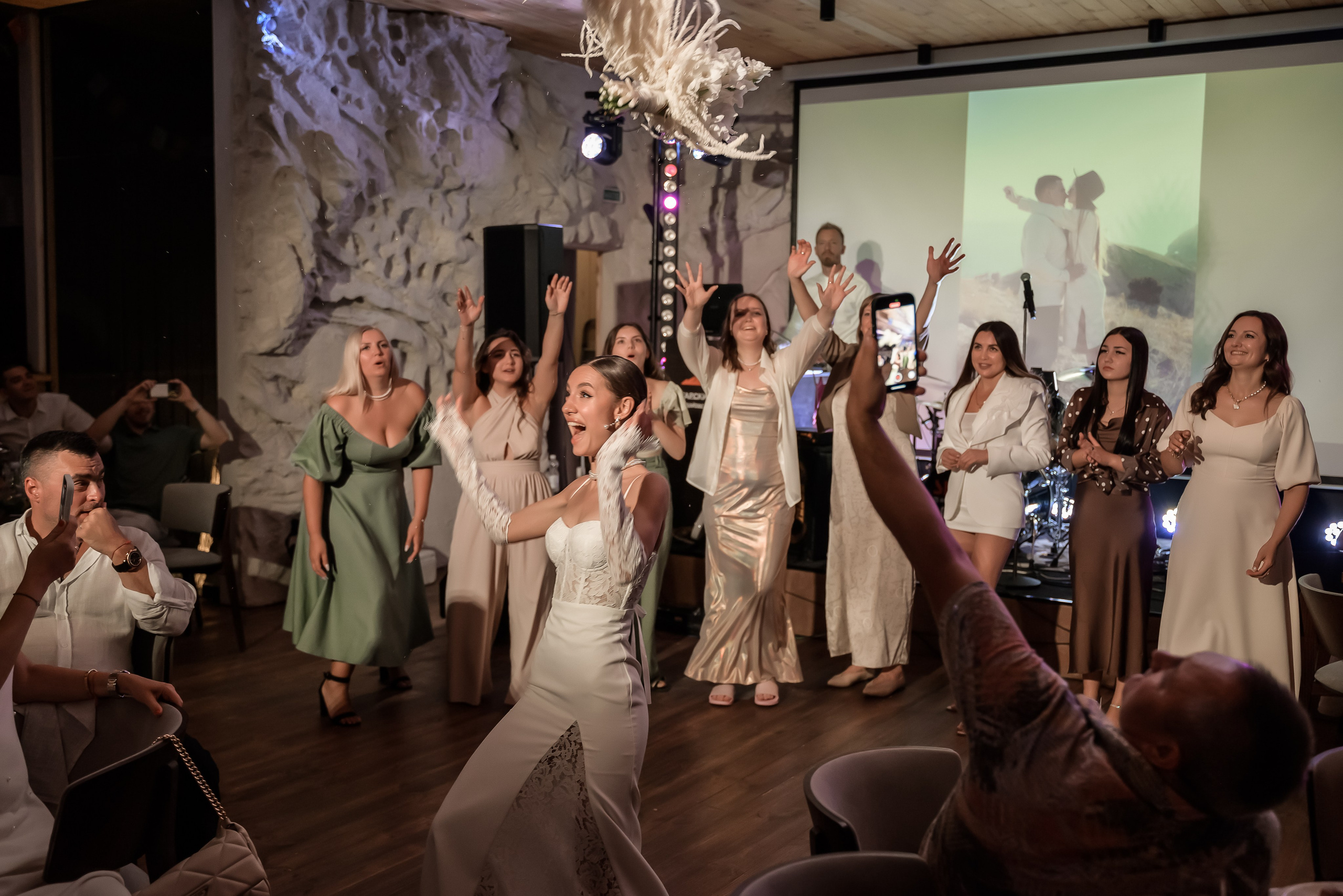 Виктор Алина и много слёз радости. Свадебный фотограф Анна Хочева