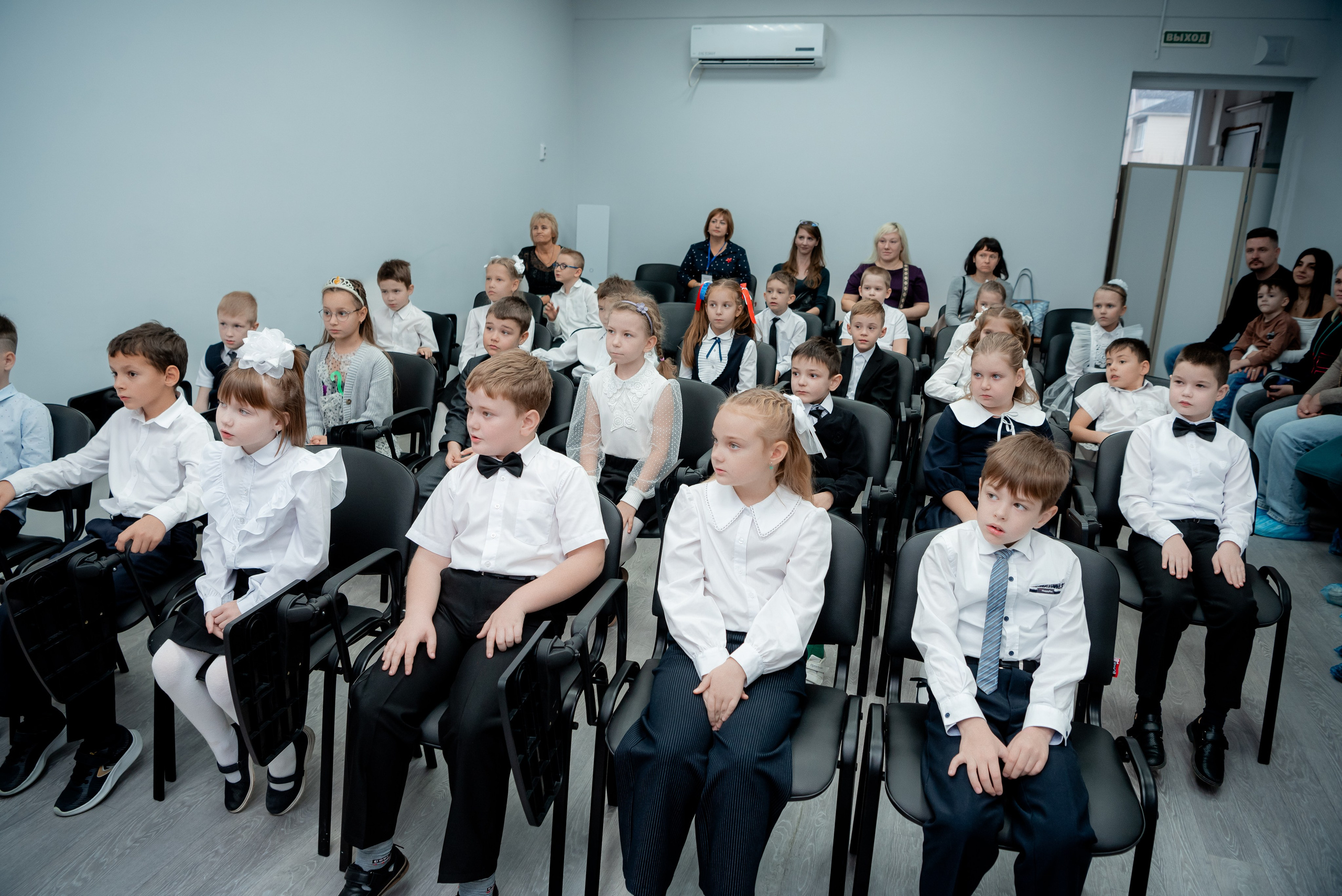 Открытый урок первоклашек в Школе. Фотограф в Волгограде и Волжском Александр Горбань