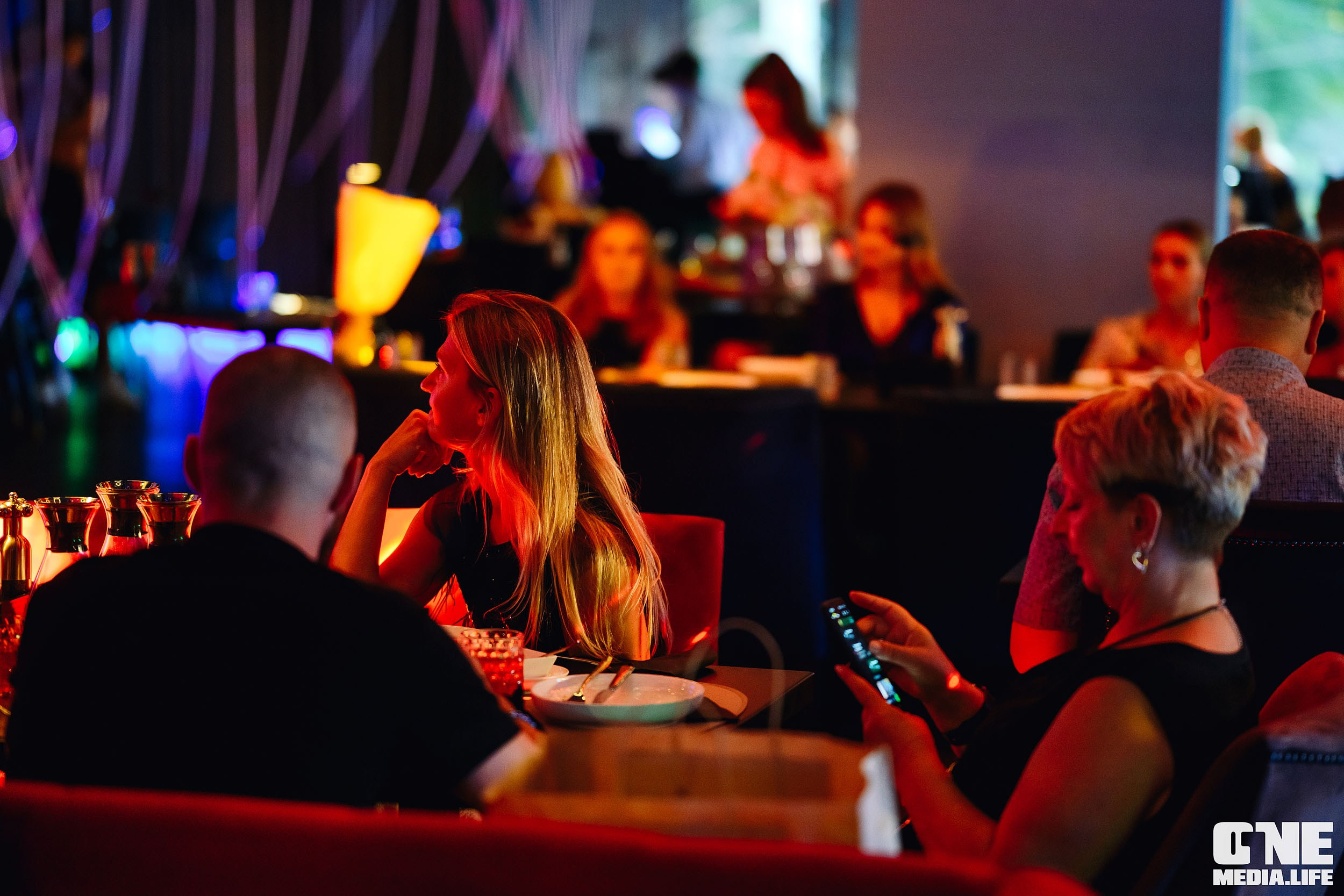Фоторепортаж с вечеринки в ресторане Океан. One Media Life: фоторепортажи, фотоотчеты с мероприятий и заведений