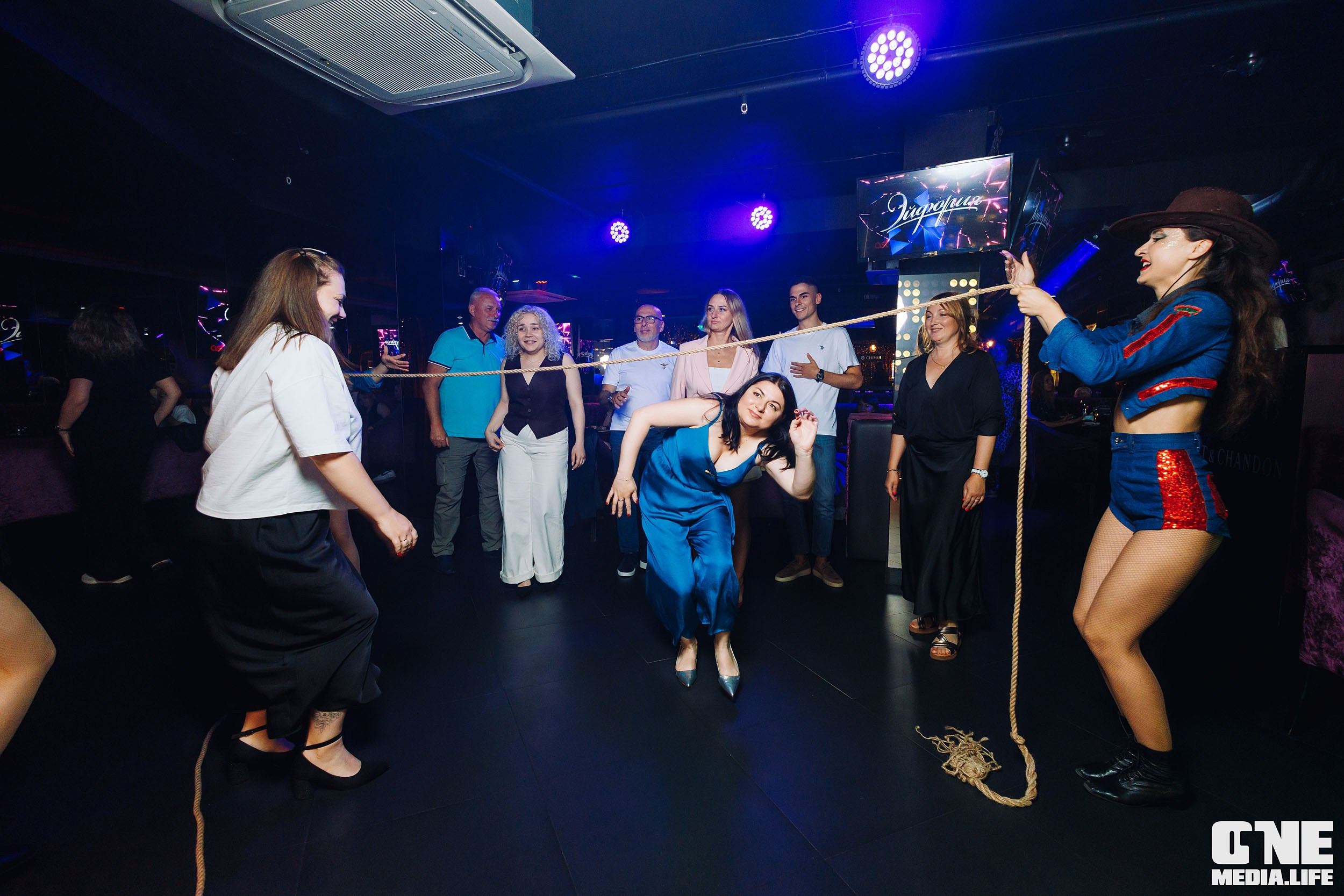 Фоторепортаж из караоке-клуба Эйфория. One Media Life: фоторепортажи, фотоотчеты с мероприятий и заведений