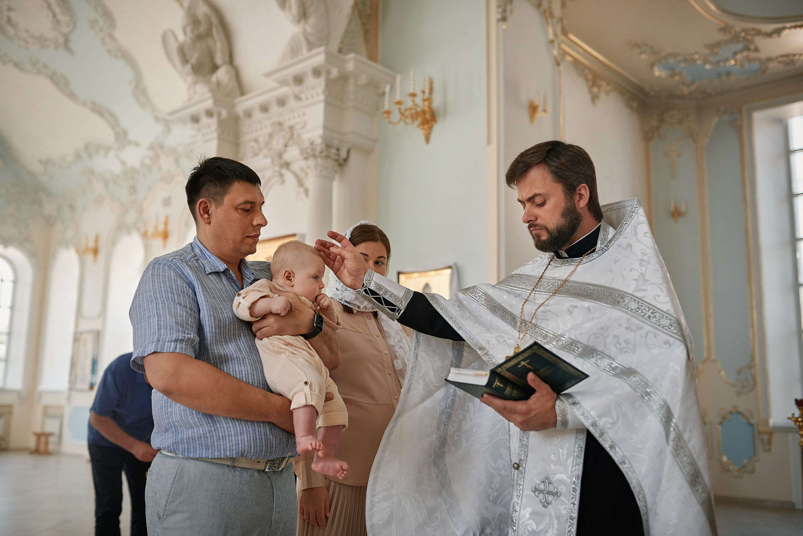 Крещение Александра Храм Святой Троицы г. Батайск. Семейный фотограф в Ростове-на-Дону Татьяна Литвинова