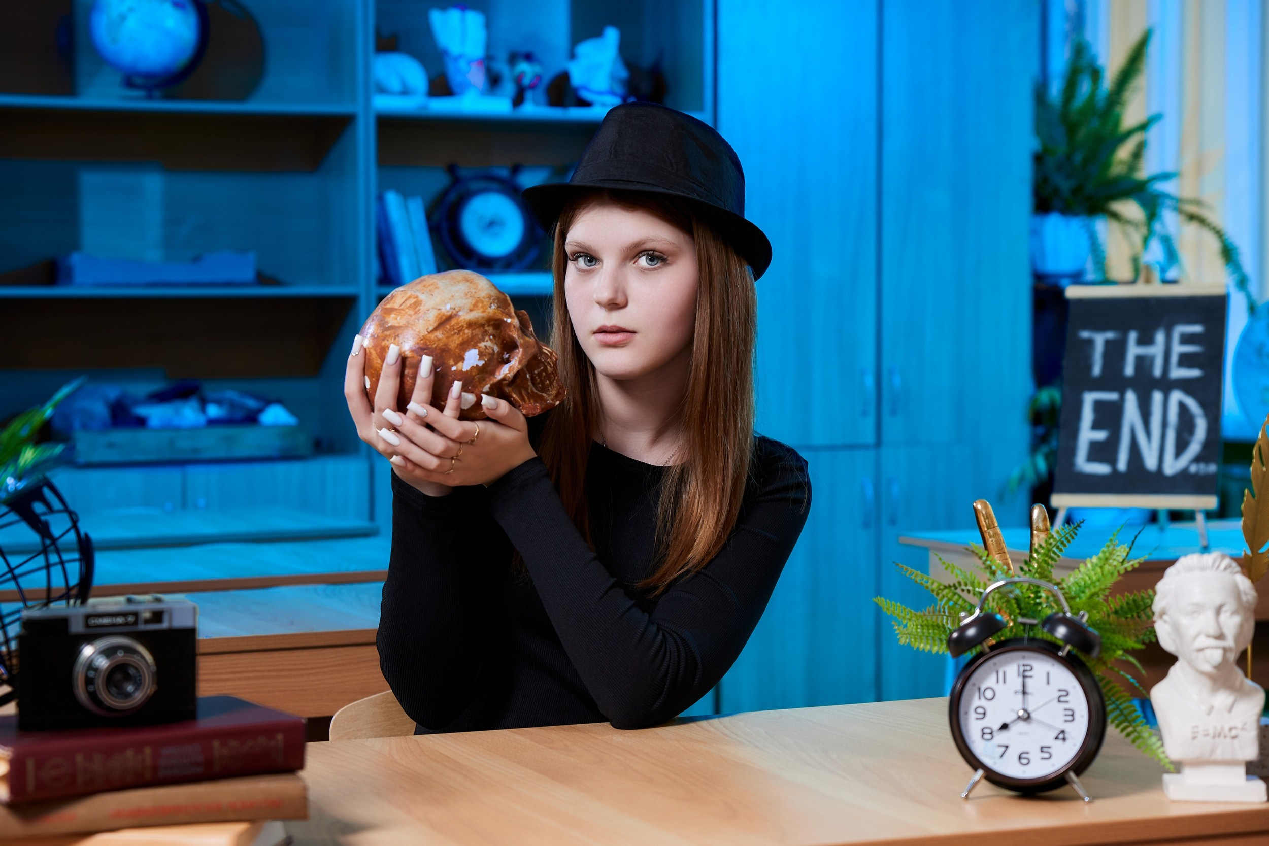 ШКОЛА. ЦВЕТНОЙ СВЕТ. Фотограф Татаринов Андрей (Донецк / Макеевка)