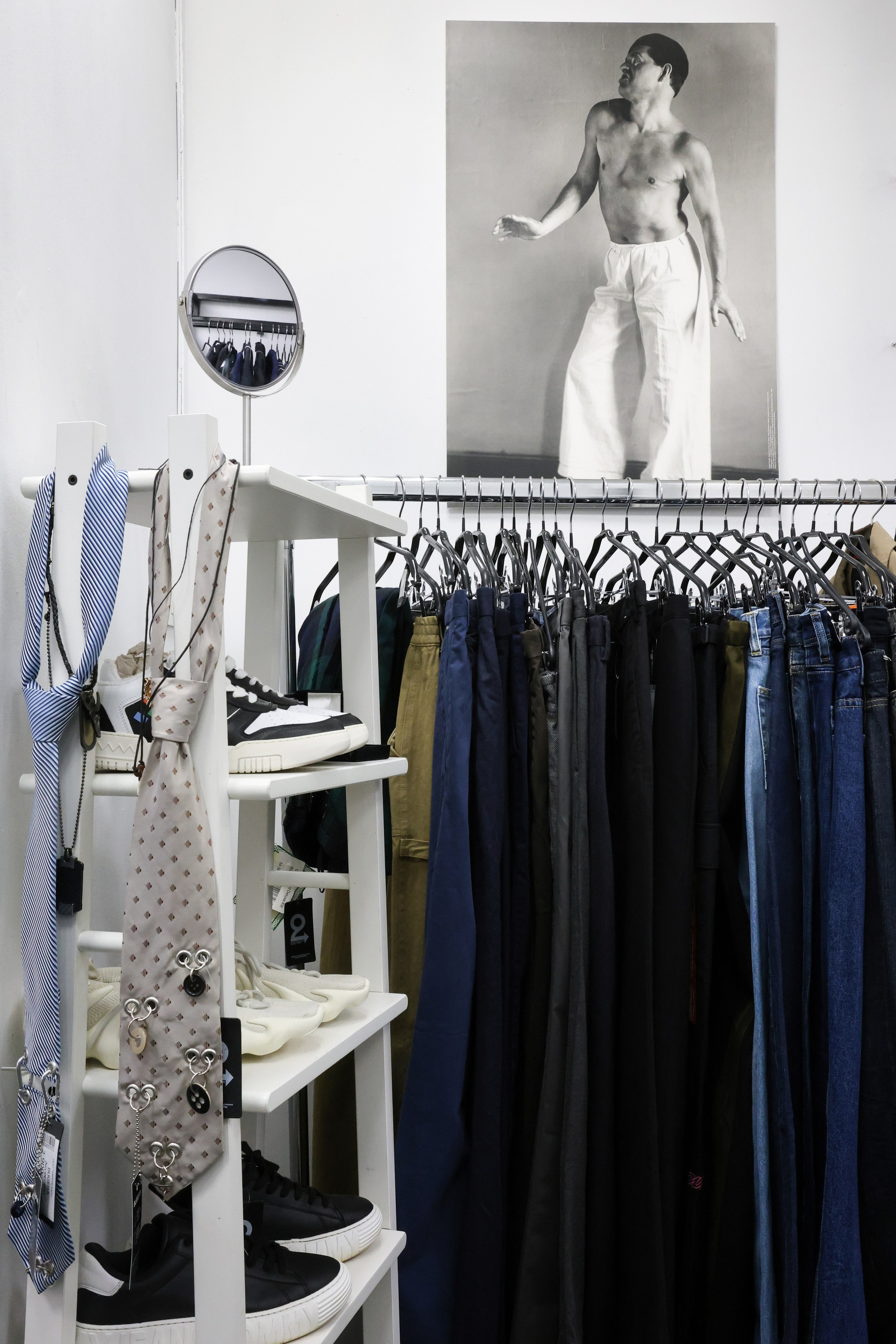 Магазины Charity Shop. Фотограф Дарья Попова