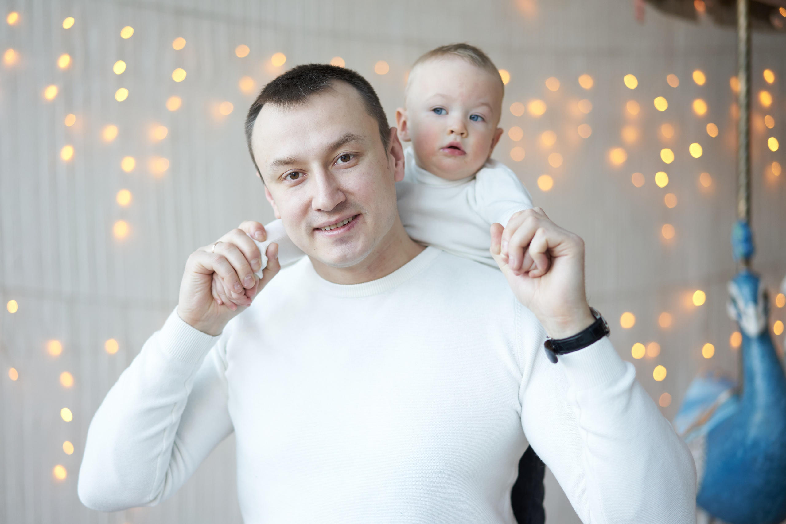 Семейная фотосессия в студии. Фотограф Екатеринбург Кокшарова Александра