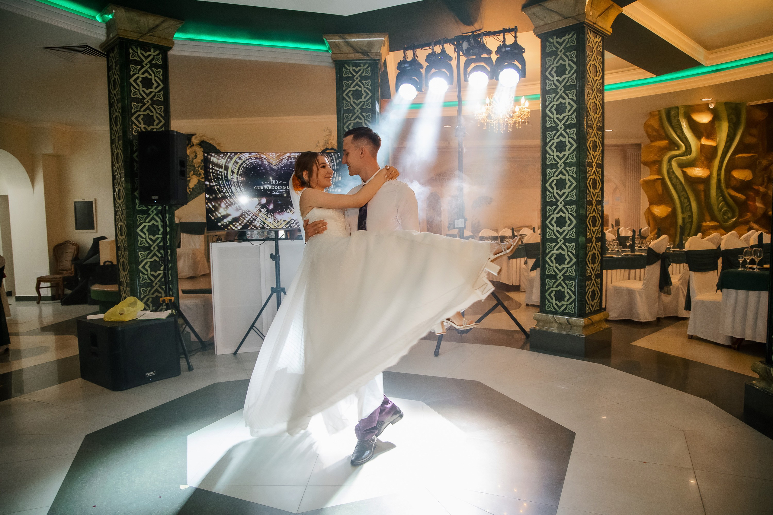 Ксения и Максим. Сборы Sopka. Прогулка по городу. Свадебный фотограф в Хабаровске